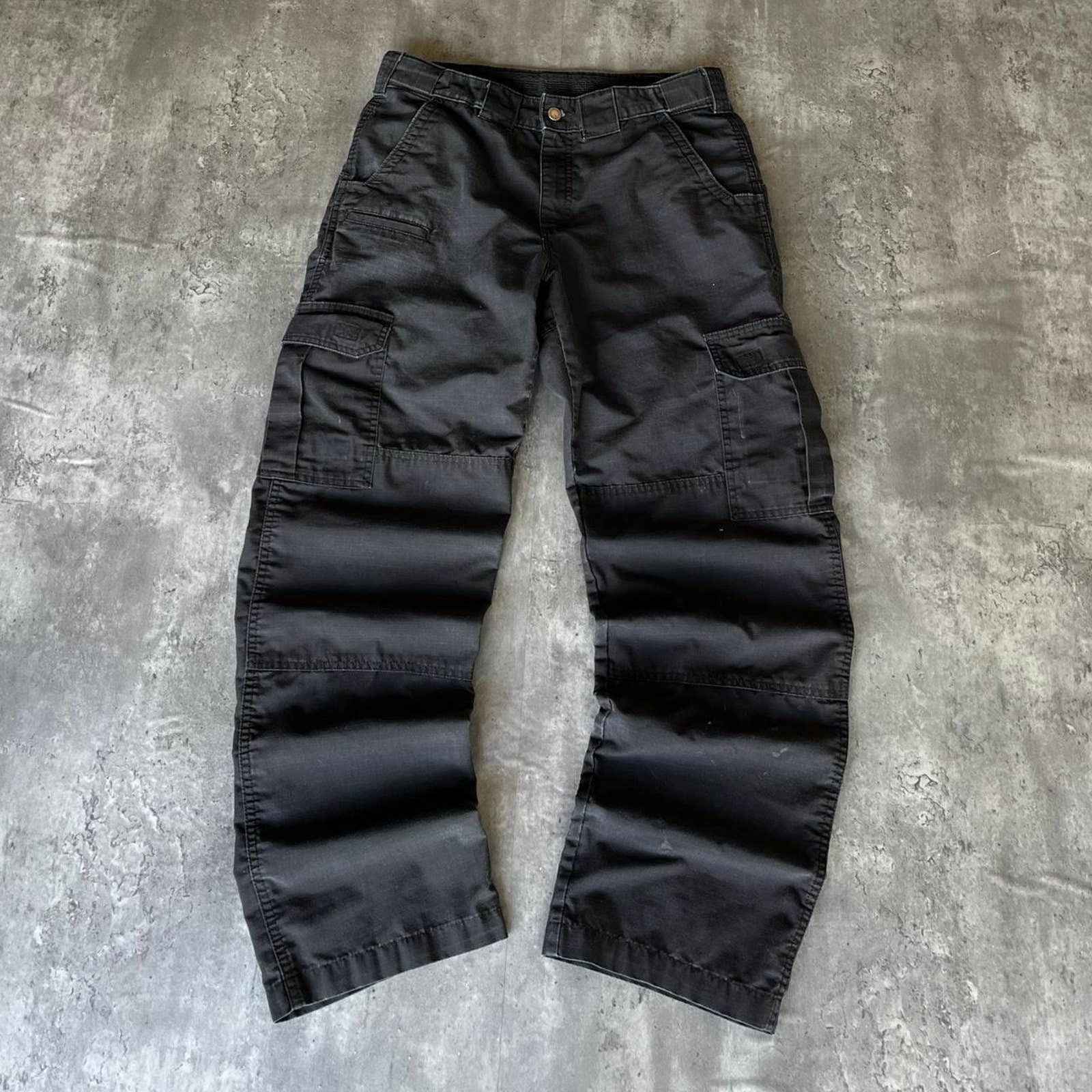 Vintage Vintage Y2K Baggy Faded Black Double Knee Cargo Skater Pants ...