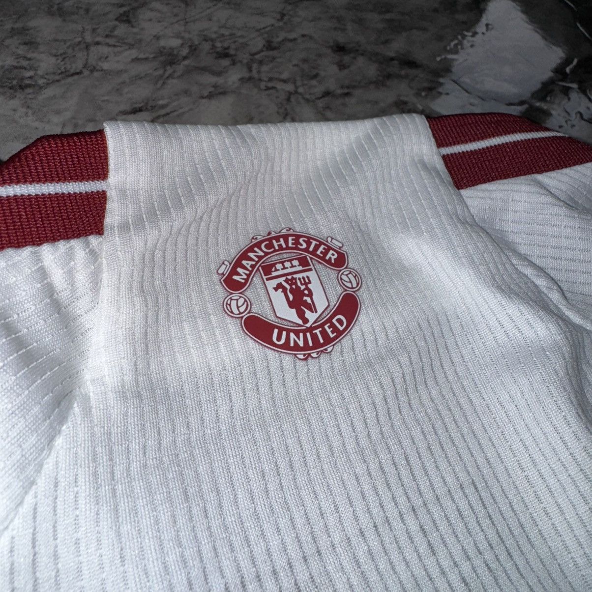 Adidas #7 Mount Adidas Manchester United 23/24 Soccer Jersey Size US L / EU 52-54 / 3 - 7 Thumbnail