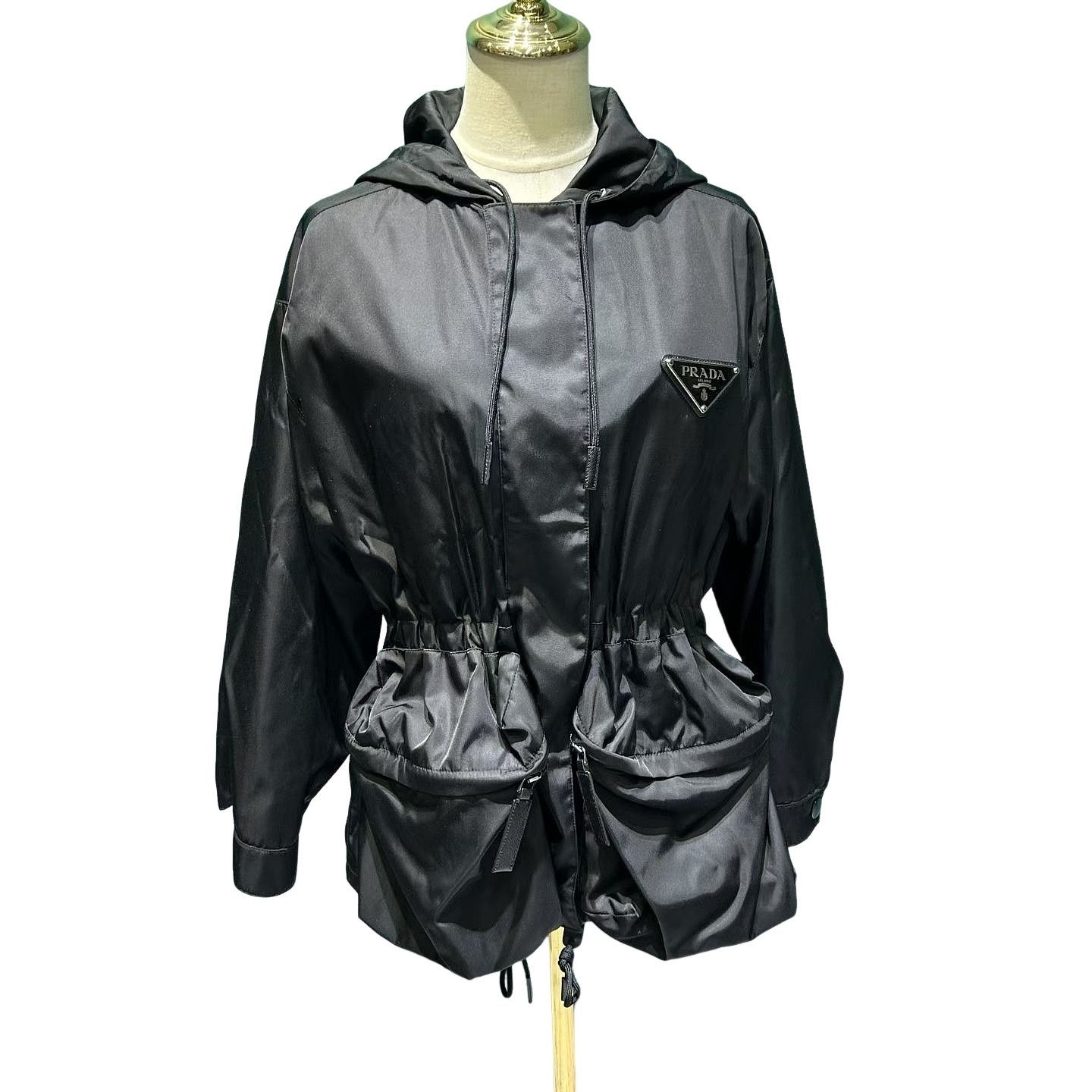 Prada Prada Logo Plaque Hooded Nylon Jacket Size 40 Size S / US 4 / IT 40 - 1 Thumbnail