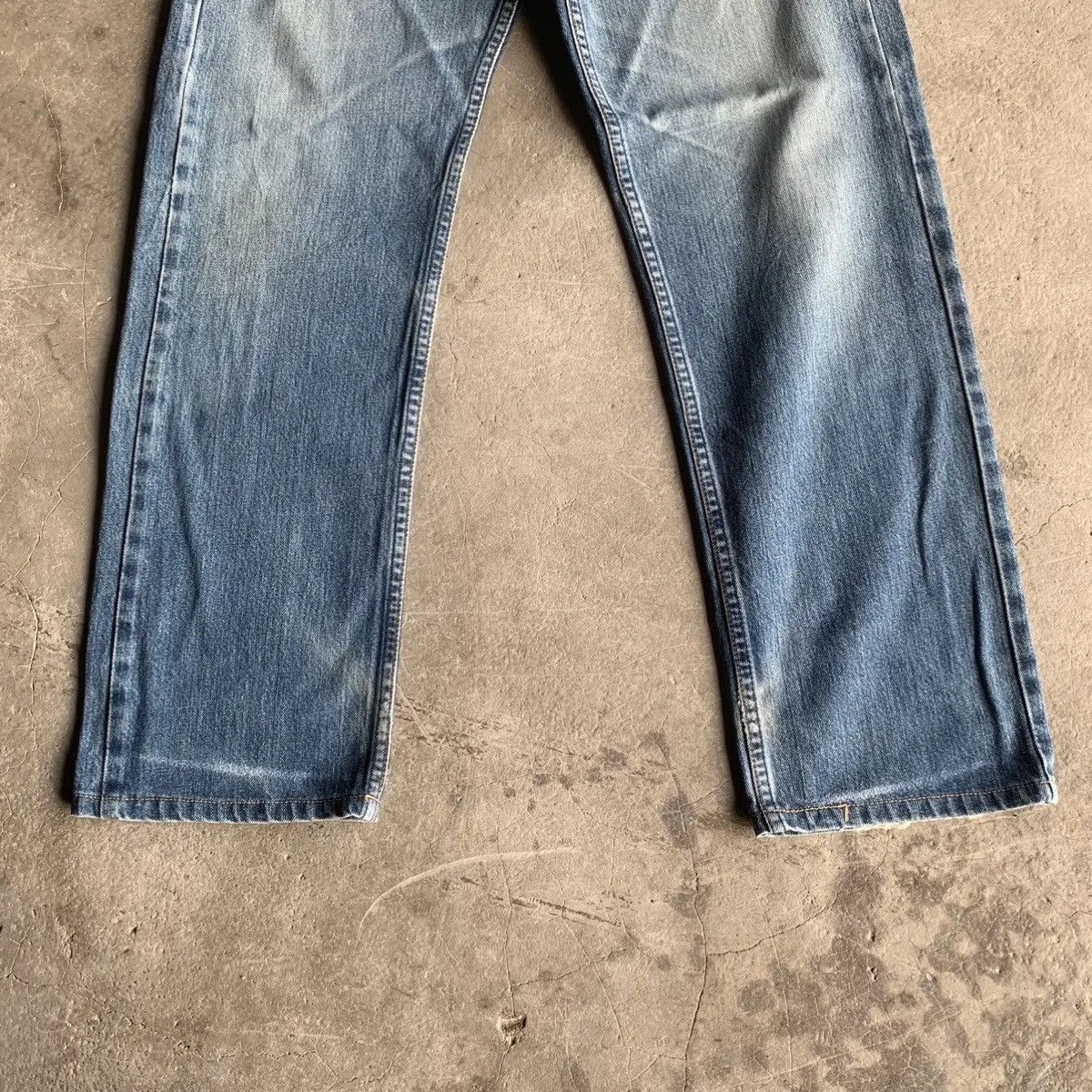Levi's Vintage Levi’s 512 Blue Wash Jeans Distressed Denim Pants Size US 28 / EU 44 - 3 Thumbnail