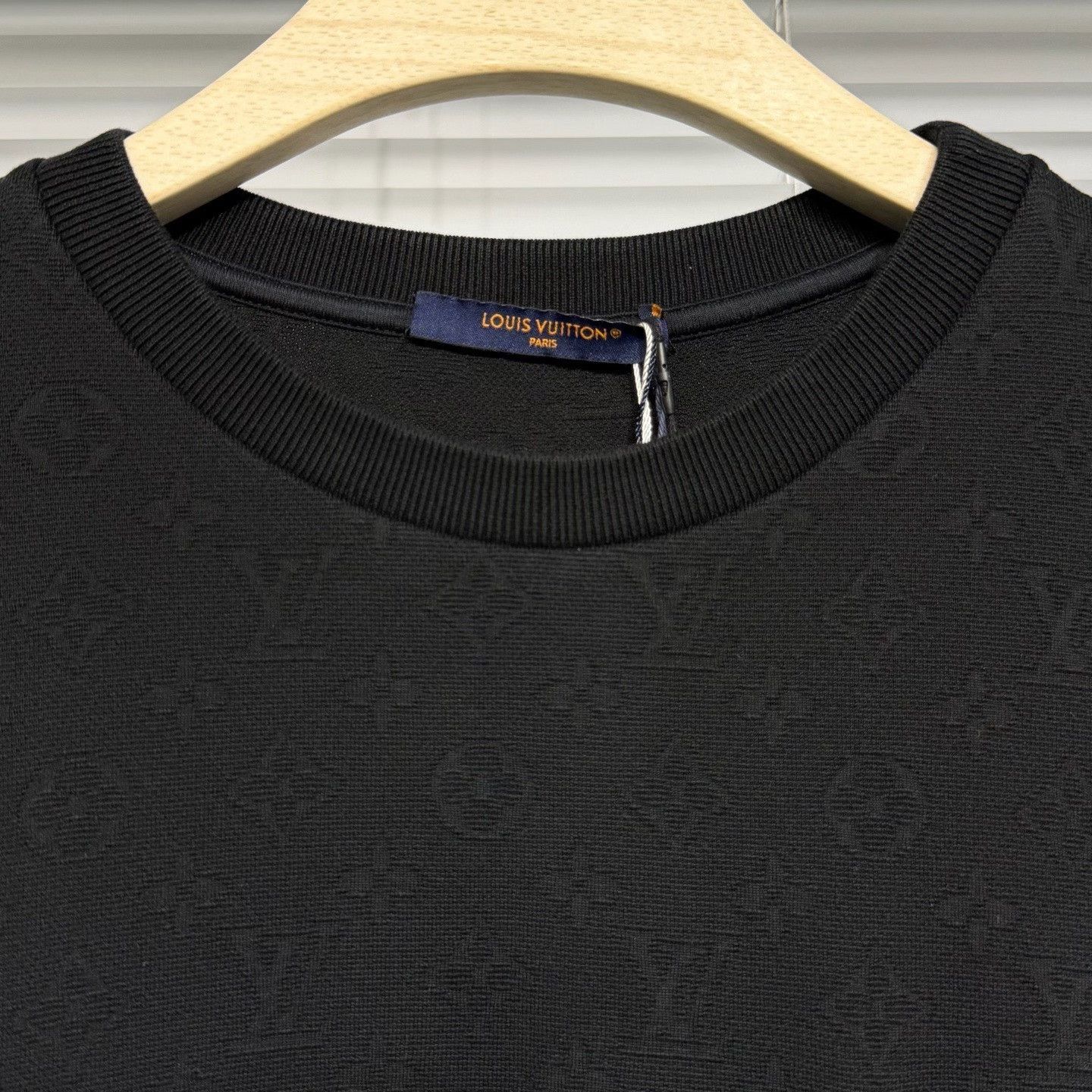 Louis Vuitton Louis Vuitton Short Sleeve T-Shirt Size US L / EU 52-54 / 3 - 3 Thumbnail