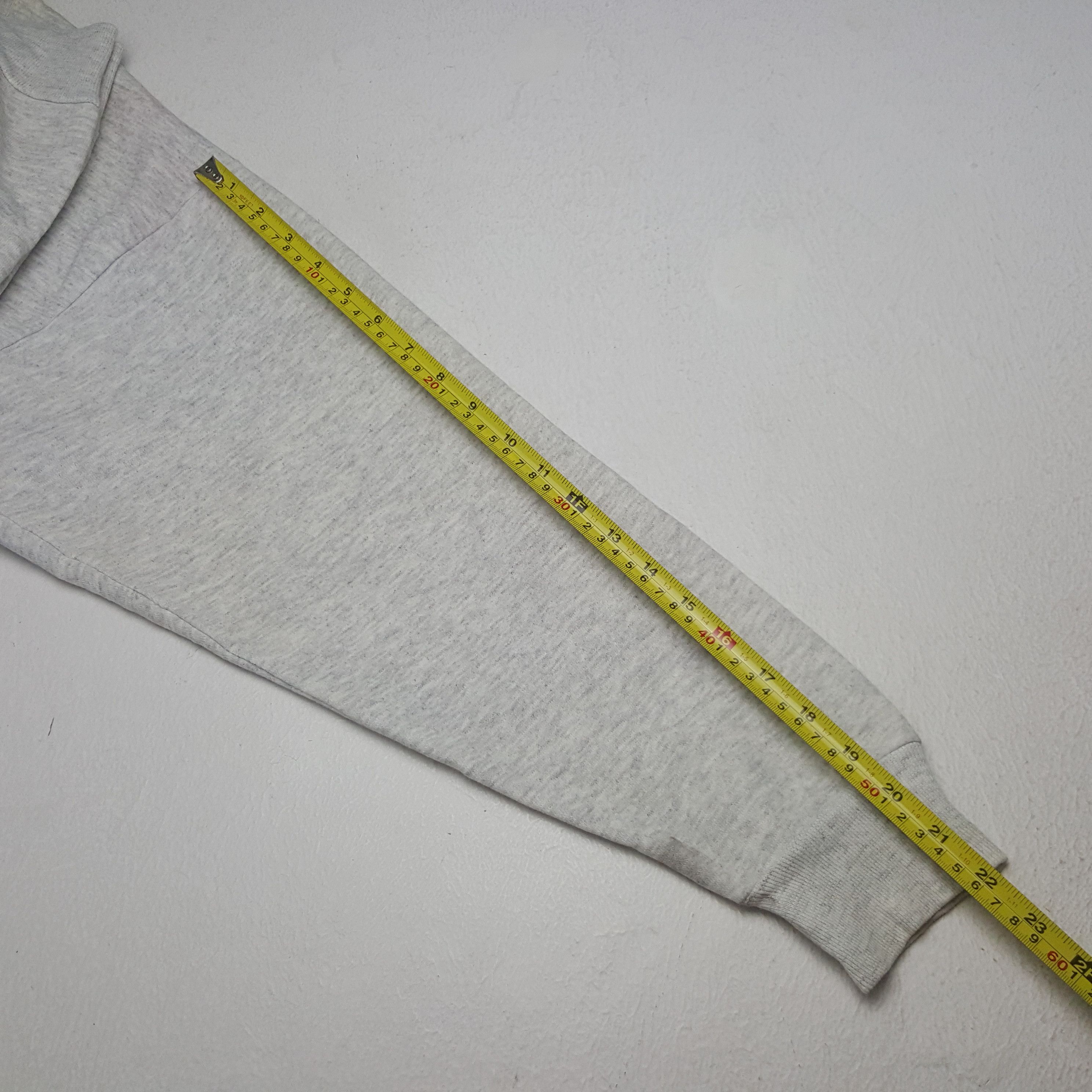 Cartoon Network Vintage Mickey Mouse California Sweatshirt RR6 Size US L / EU 52-54 / 3 - 7 Thumbnail