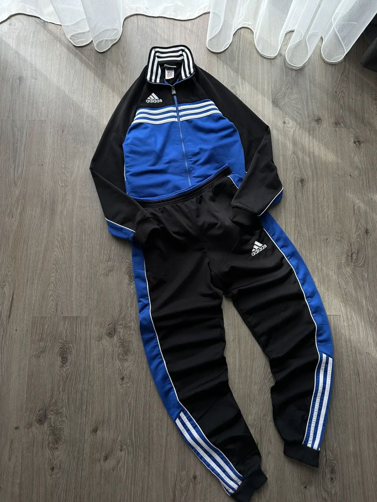 Vintage Adidas Y2K Streetwear Tracksuit