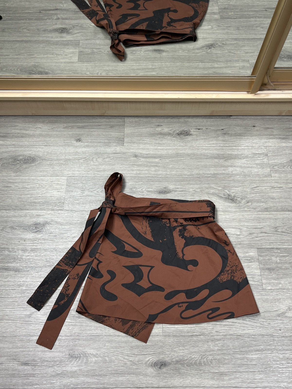 Perks And Mini PAM Perks And Mini Abstract Graphic Printed Wrap Mini Skirt Size 30" / US 8 / IT 44 - 2 Thumbnail