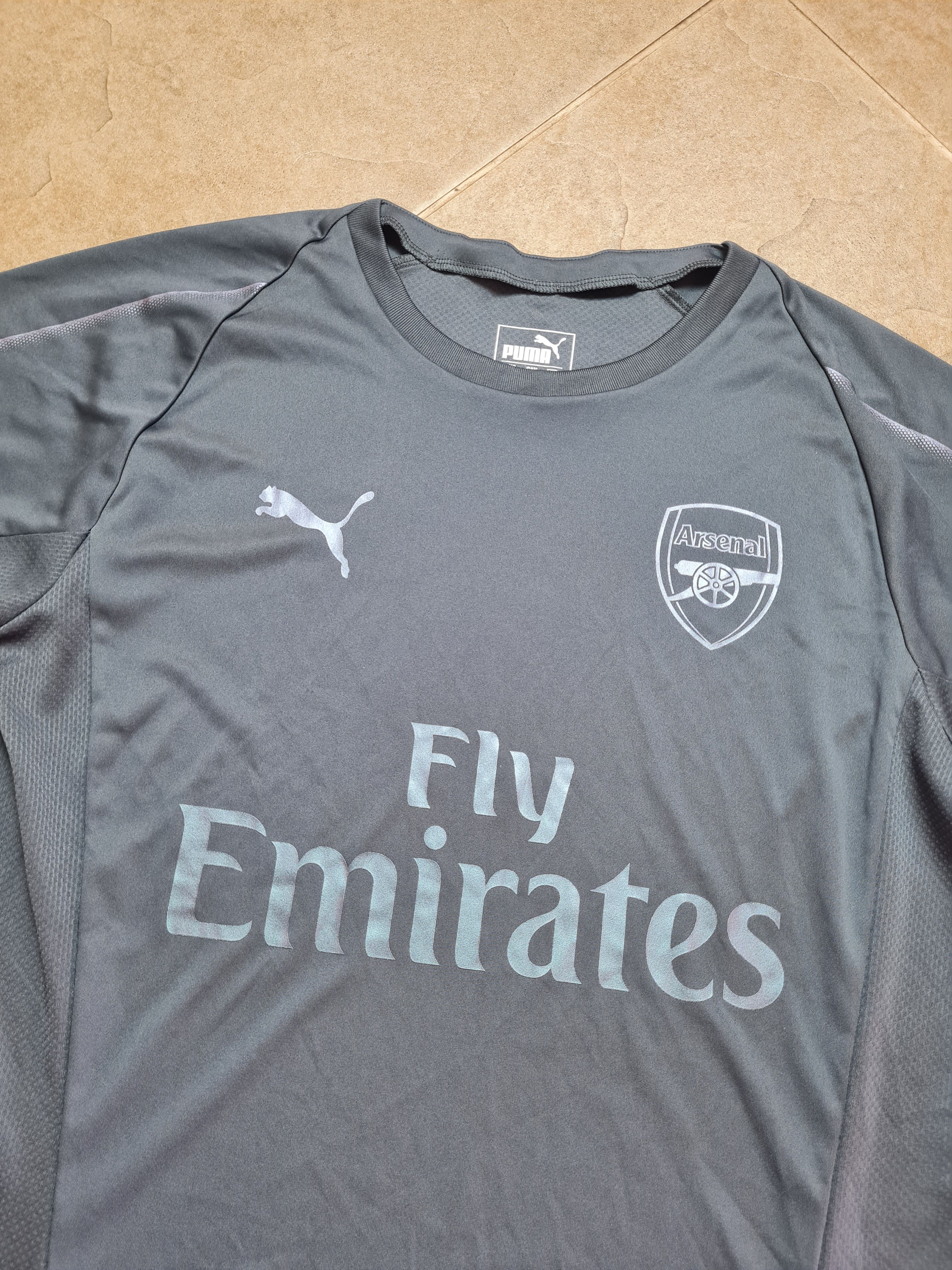 Puma Puma Arsenal Grey Training Football Training Jersey Soccer Size US M / EU 48-50 / 2 - 3 Thumbnail