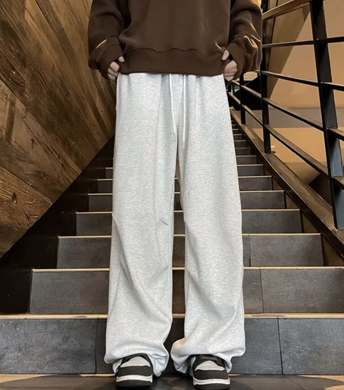 Vintage Streetwear Sportswear Sweatpants Joggers Parachute Pants Size US 33 - 2 Thumbnail