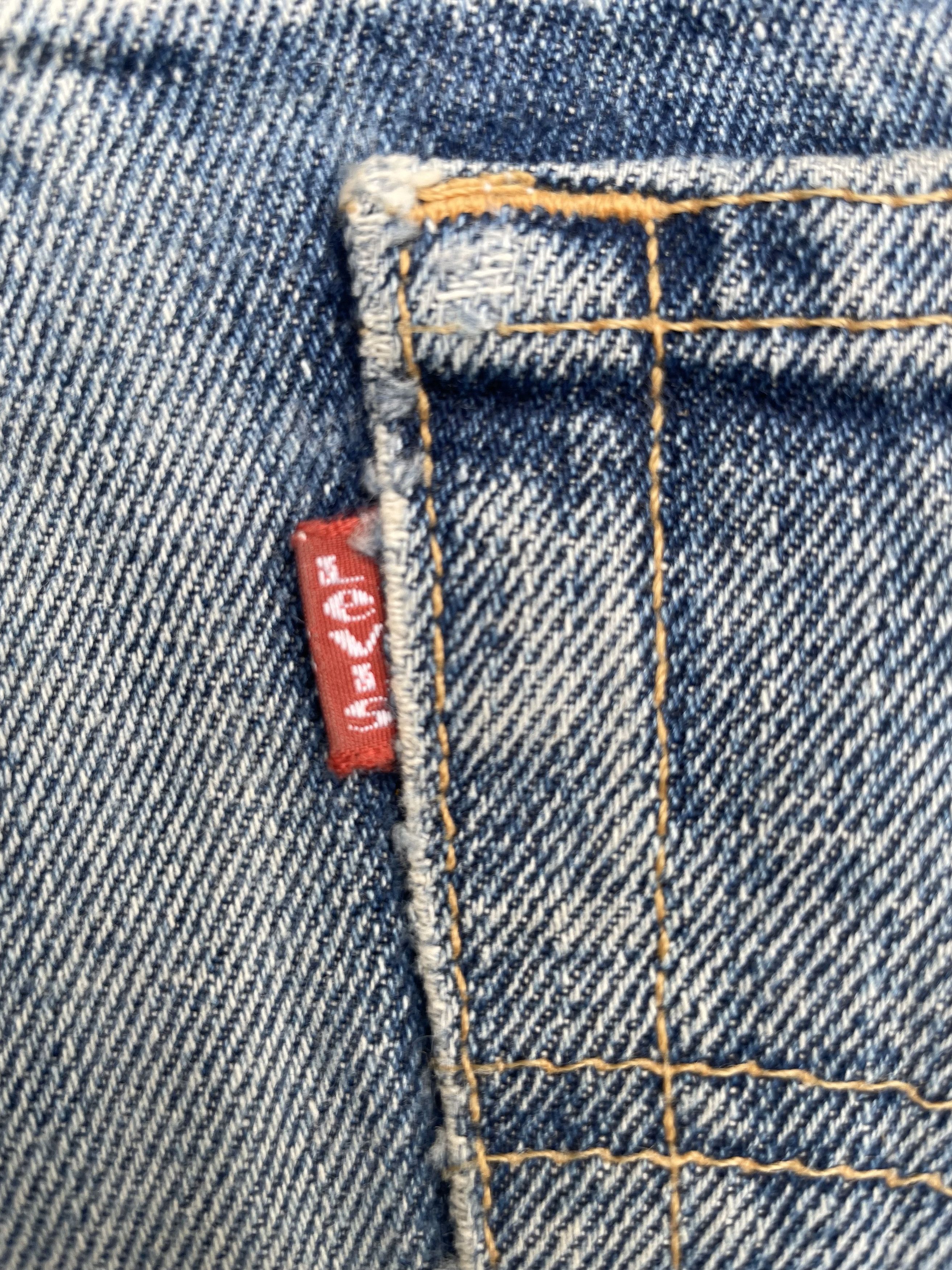 Levi's Vintage Levis 544 Bell Bottom Distresed Size US 34 / EU 50 - 14 Thumbnail
