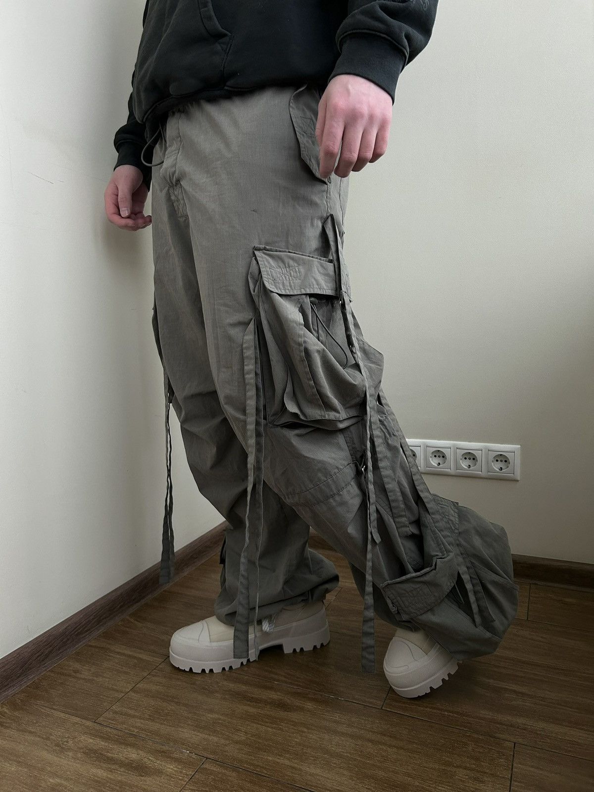 Y2K Super Baggy Bandage Cargo Pants Multi Pocket Archive Rap