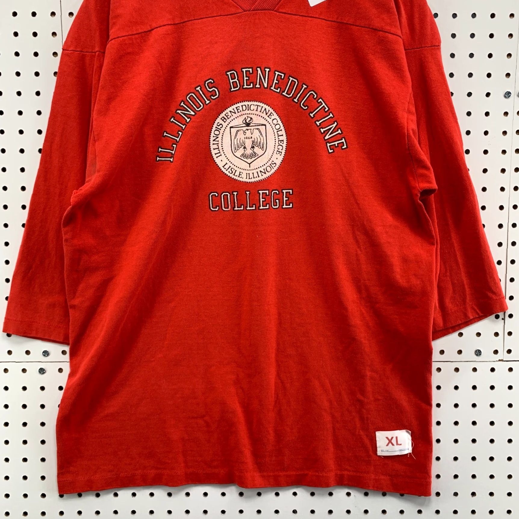 Vintage VINTAGE Illinois Benedictine College Shirt Long Sleeve Wolf & Son LISA XL Red 60s 70s 80s College University Womens XL Shirt Size XL / US 12-14 / IT 48-50 - 7 Thumbnail