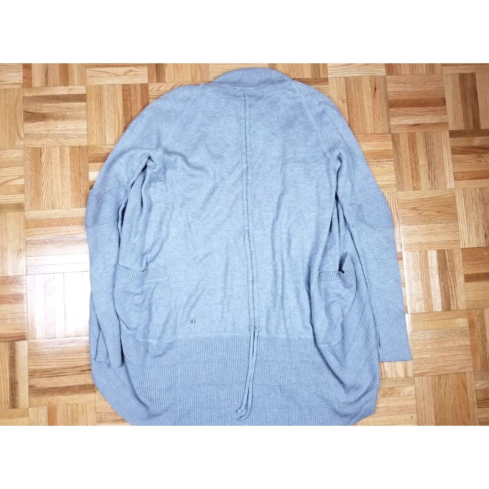 Lululemon VINTAGE Lululemon CARDIGAN Gray Womens 10 Long Open Front Wrap Yoga Blend Coat Style Overcoat Womens Size L / US 10 / IT 46 - 7 Thumbnail