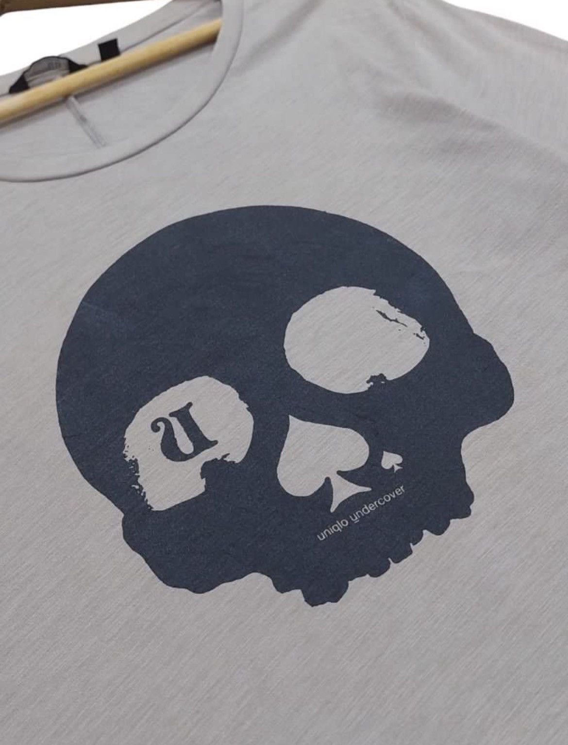 Japanese Brand × Jun Takahashi × Undercover Undercover x Uniqlo Skull Longsleeve Shirt Size US M / EU 48-50 / 2 - 2 Thumbnail