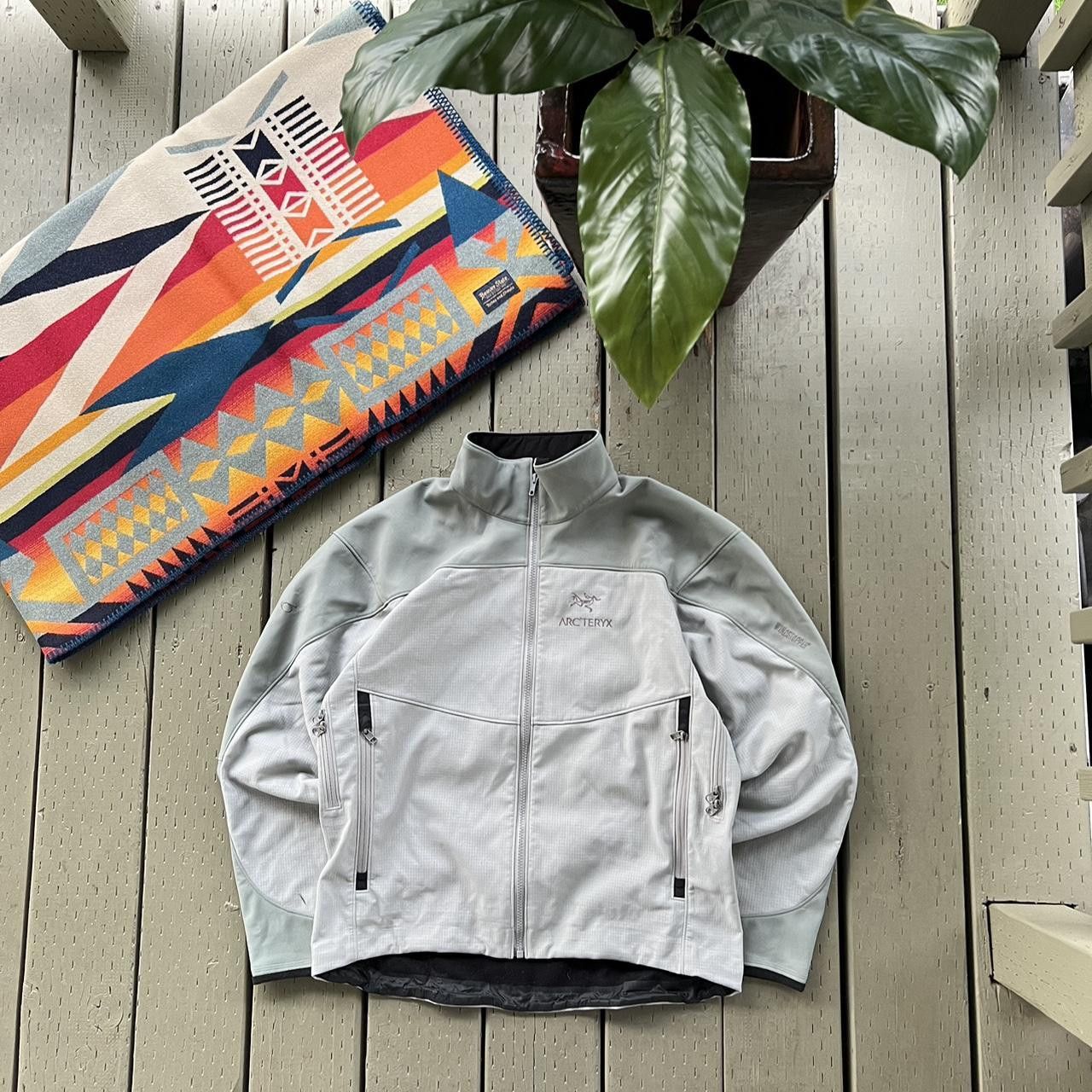 Arc'teryx Vintage Arcteryx WINDSTOPPER Jacket LT Soft Shell Jacket Size US M / EU 48-50 / 2 - 4 Thumbnail