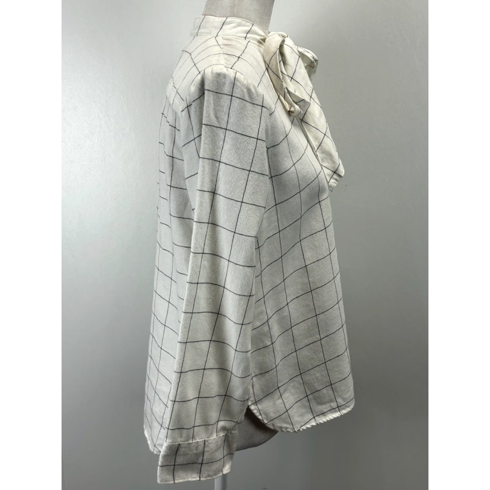 Madewell MADewell Flannel Windowpane Tie Neck Shirt Women’s Small White Button-Up Size S / US 4 / IT 40 - 4 Thumbnail