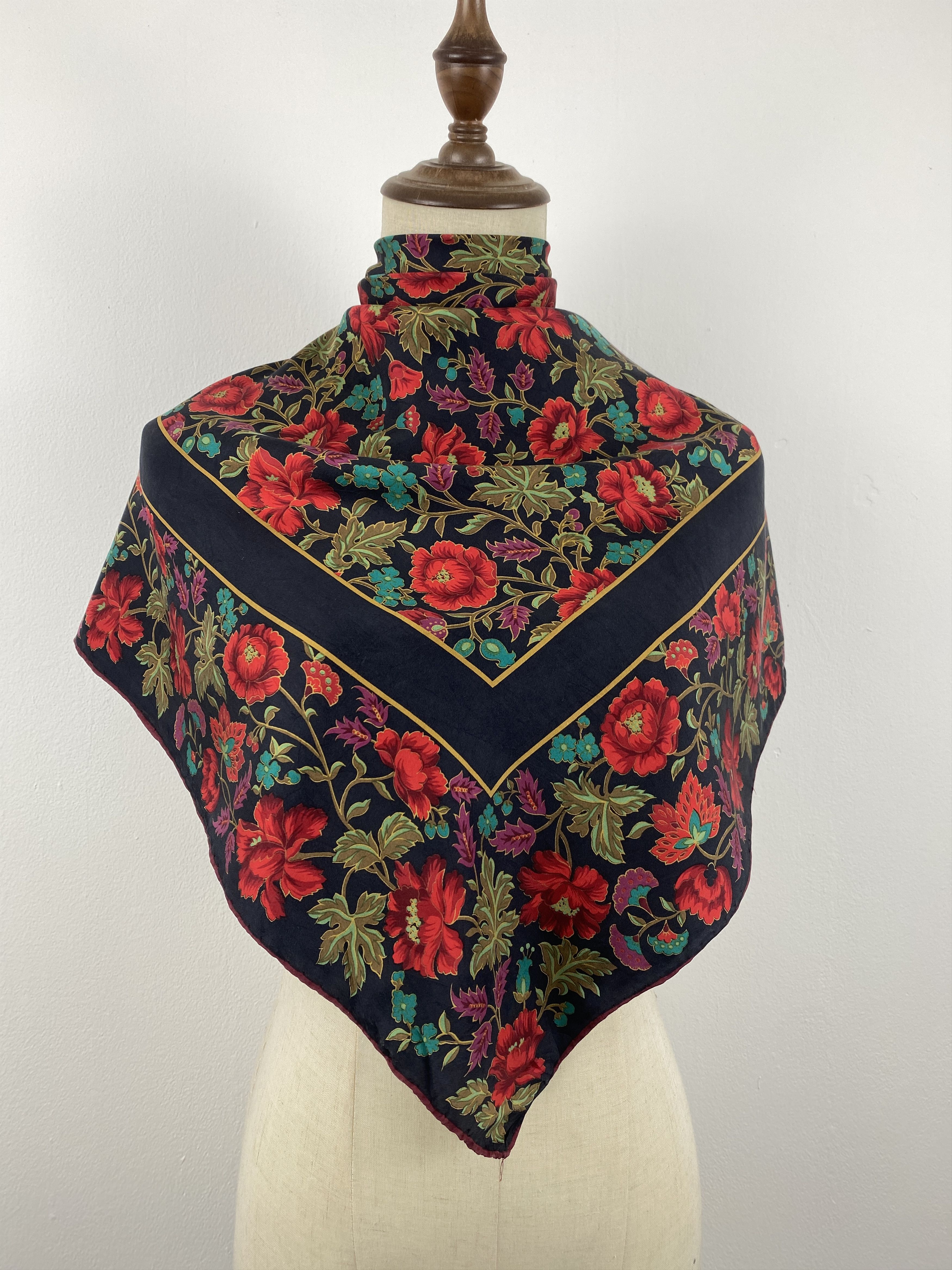 Japanese Brand Antique Harmonize Floral Silk Scarf SN0156 Size ONE SIZE - 2 Thumbnail