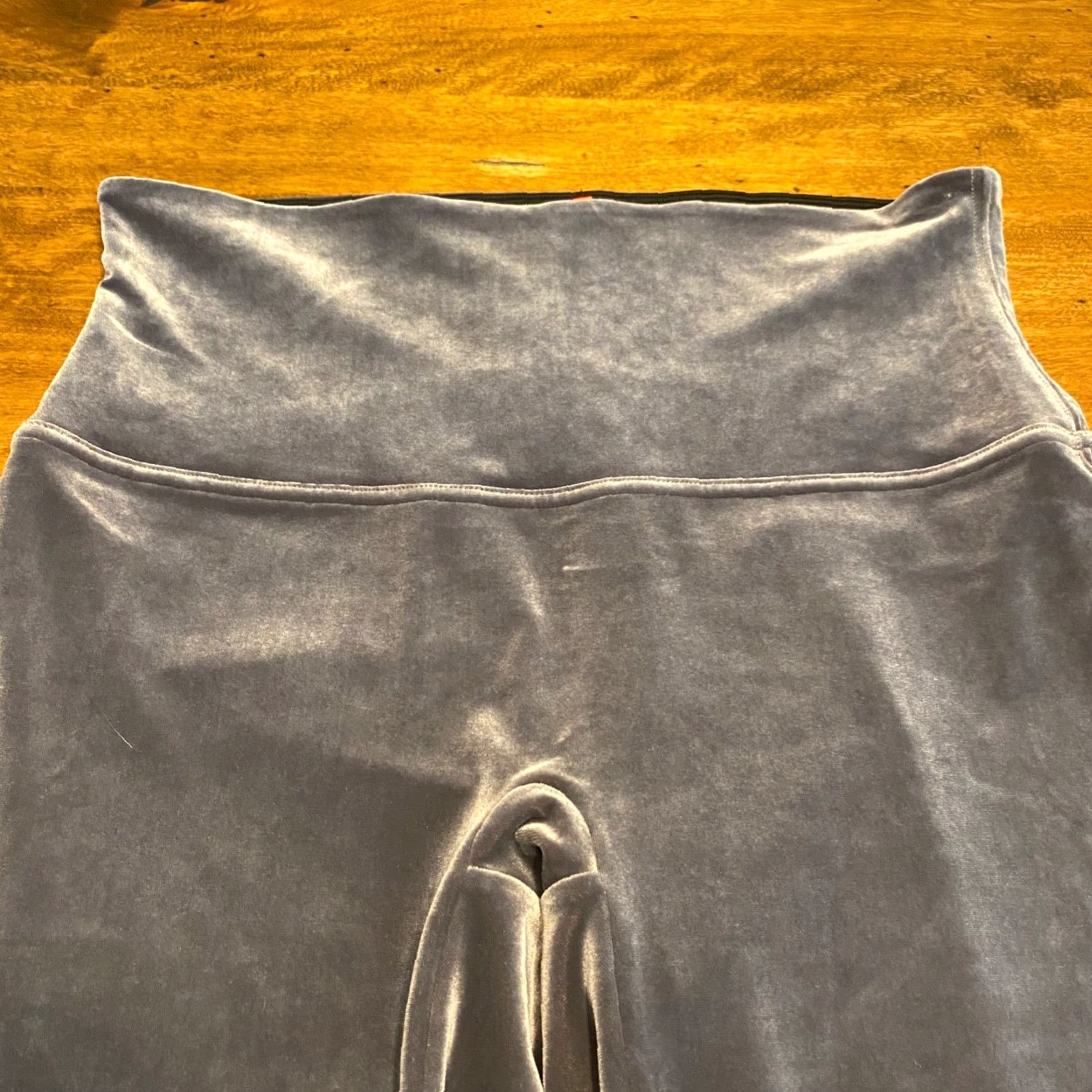 Spanx Spanx Leggings Womens 1X Plus Gray Velvet Velour High Waist Workout Pants Size 1X Womens Gray Velour Athleisure Leggings Size 40" / US 18 - 2 Thumbnail