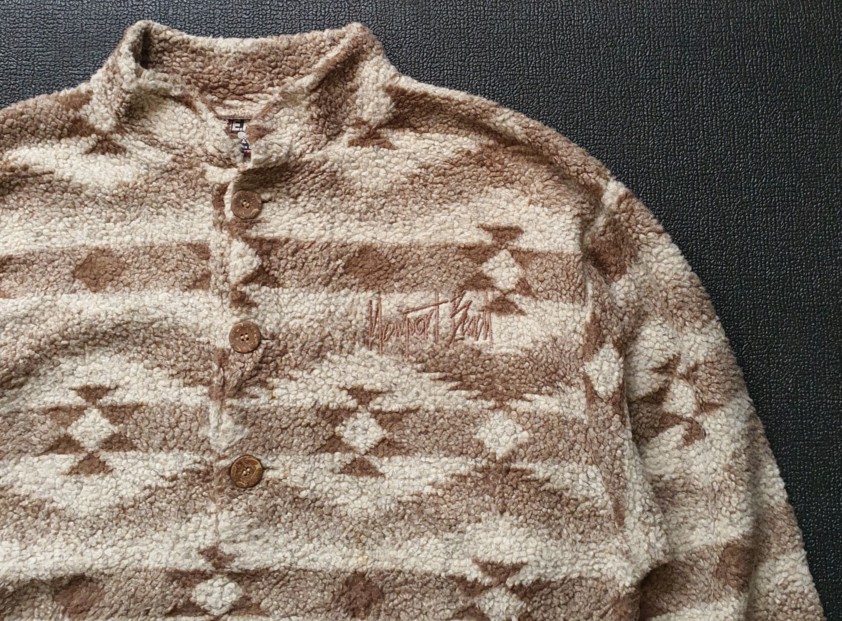 Native × Vintage 90s Newport Beach E.M.I fleece native sweater size L Size US L / EU 52-54 / 3 - 5 Thumbnail