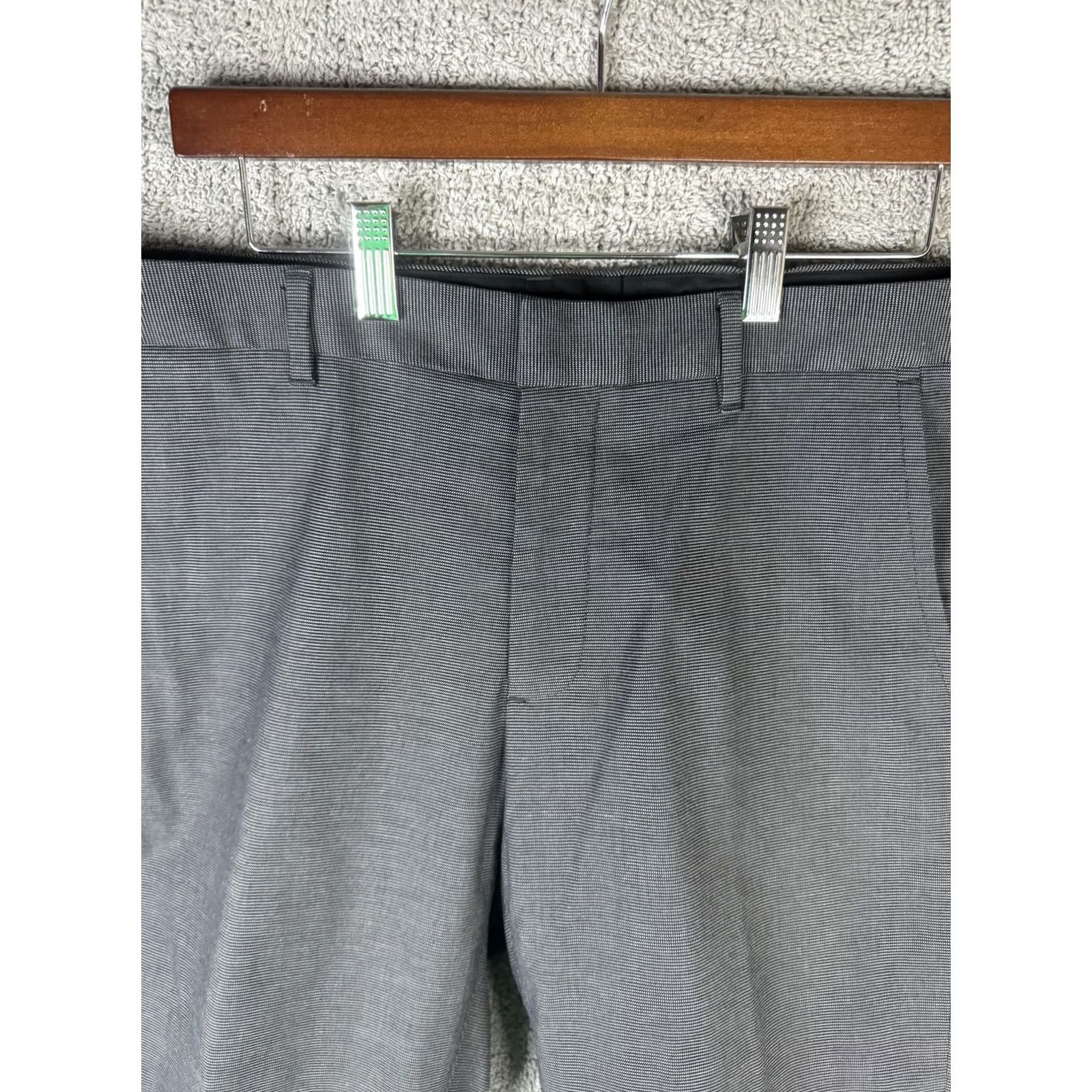 Bonobos Bonobos Pants Mens 33x32 Gray Stripe Chino Dress Stretch Flat Front Tapered Weekday Warrior Tuesday Business Casual Pockets Zip Belt Loops Knit? Size US 33 - 4 Thumbnail