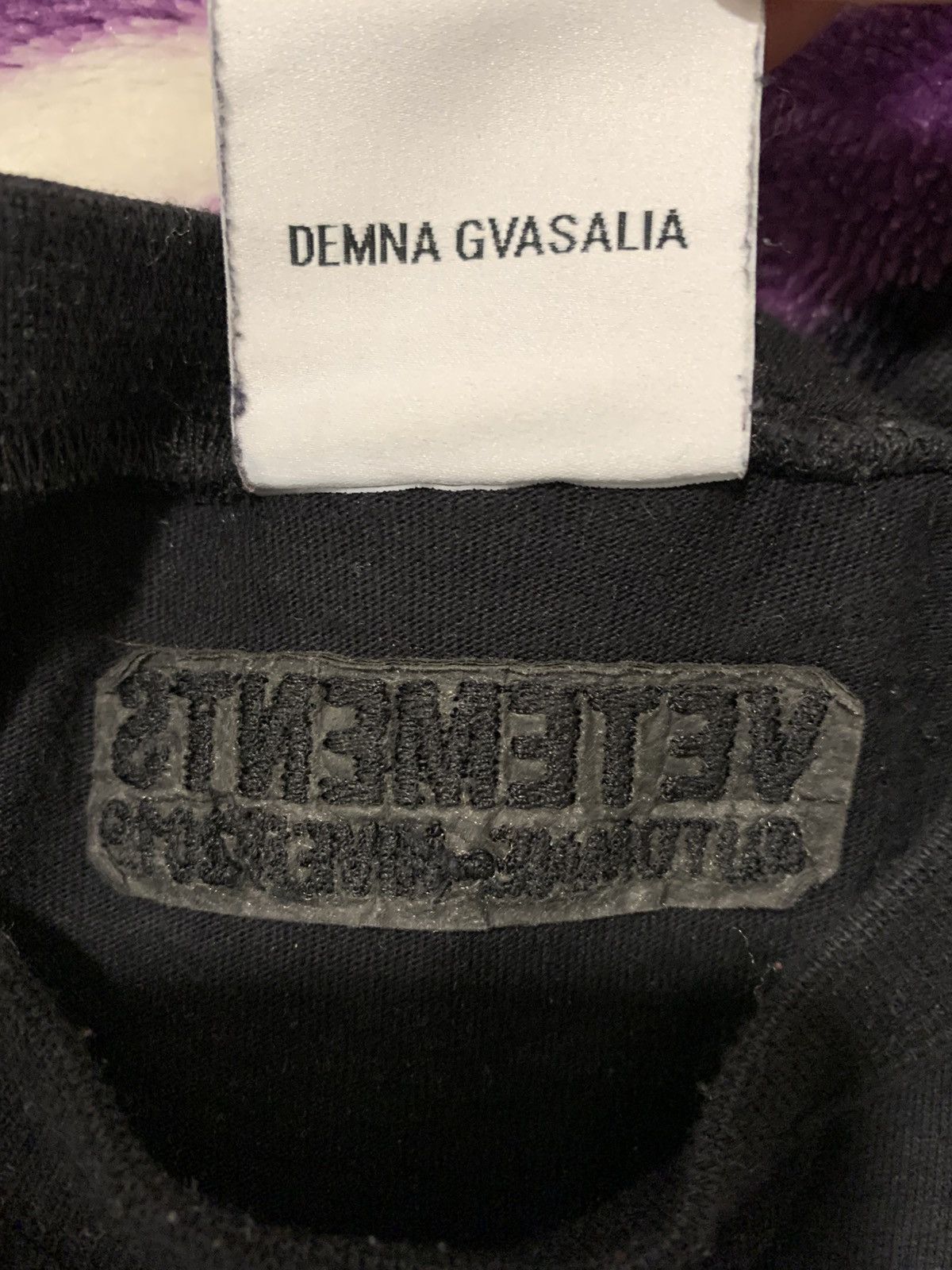 Vetements Vetements A/W 19 Hug Me shirt Size US S / EU 44-46 / 1 - 6 Thumbnail