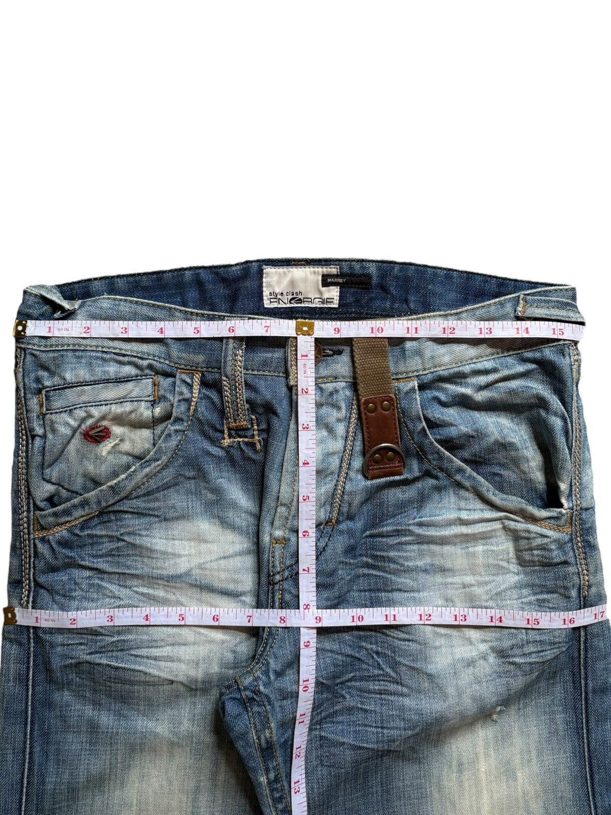 Japanese Brand Vintage Japanese Brand Bleached Acid Wash Ripped Baggy Jeans Size US 31 - 14 Thumbnail