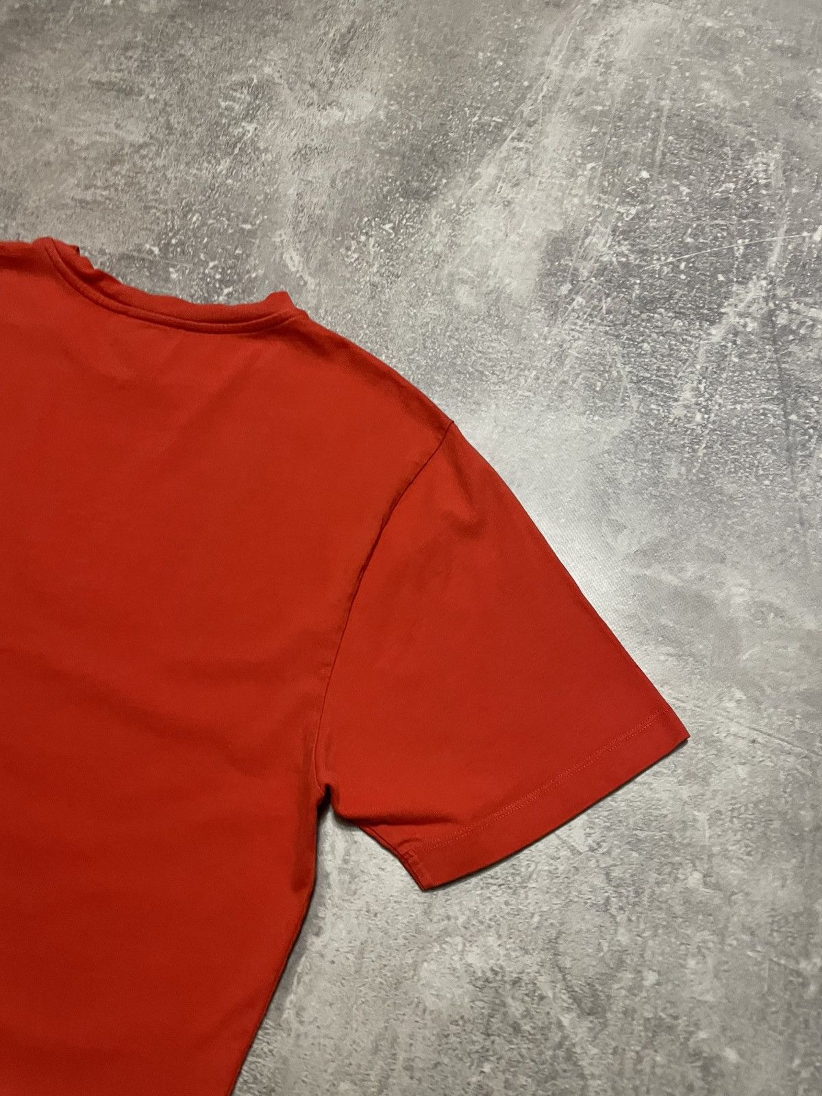 Gosha Rubchinskiy Gosha Rubchinskiy Red Dj Arrow “East Blow” T-Shirt Size US L / EU 52-54 / 3 - 18 Thumbnail