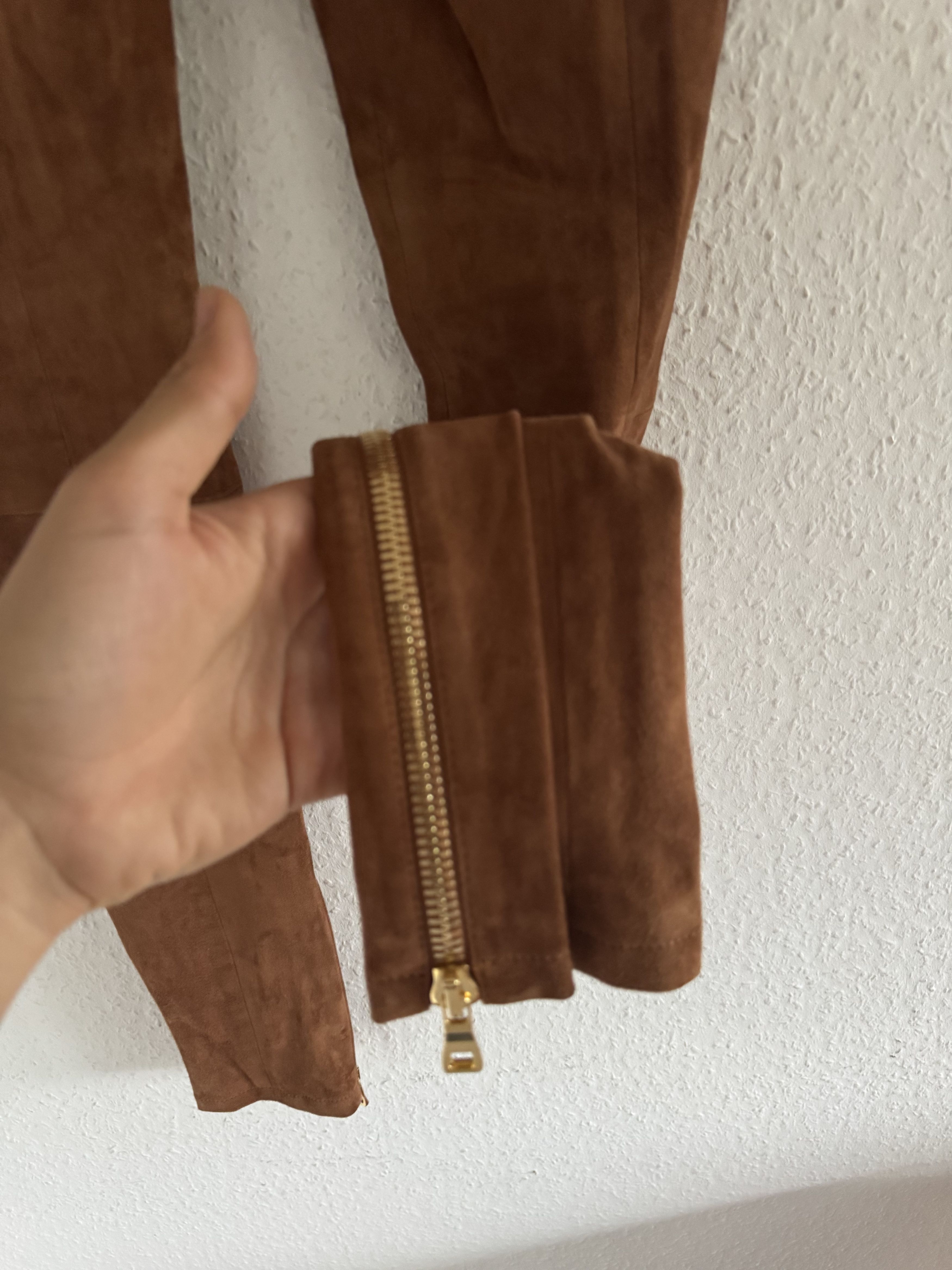 Balmain Suede High-Waist Trousers Size US 26 / EU 42 - 16 Thumbnail