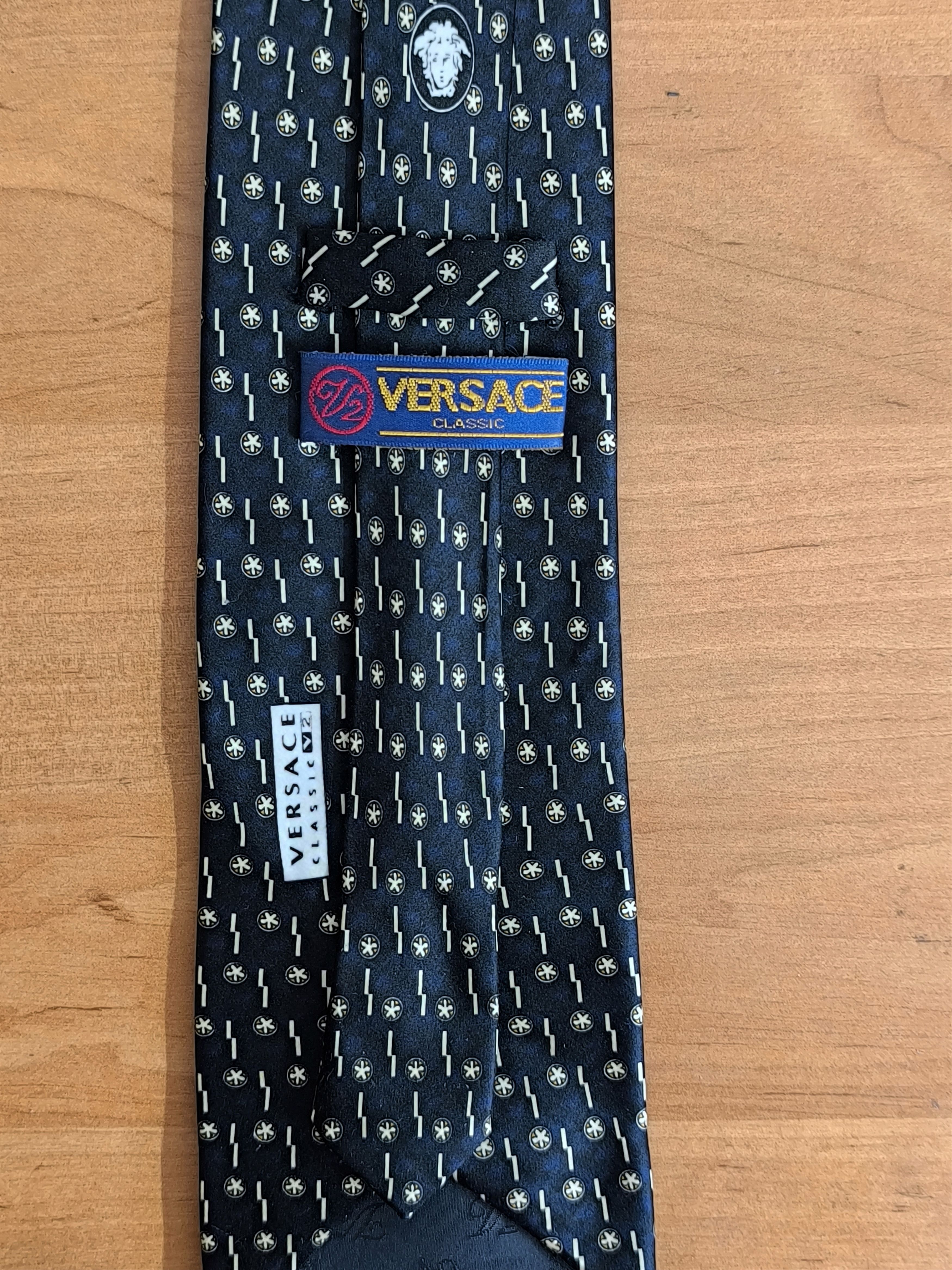 Versace Versace V2 Classic Men’s Silk Tie Blue Abstract Medusa Logo Size ONE SIZE - 5 Thumbnail