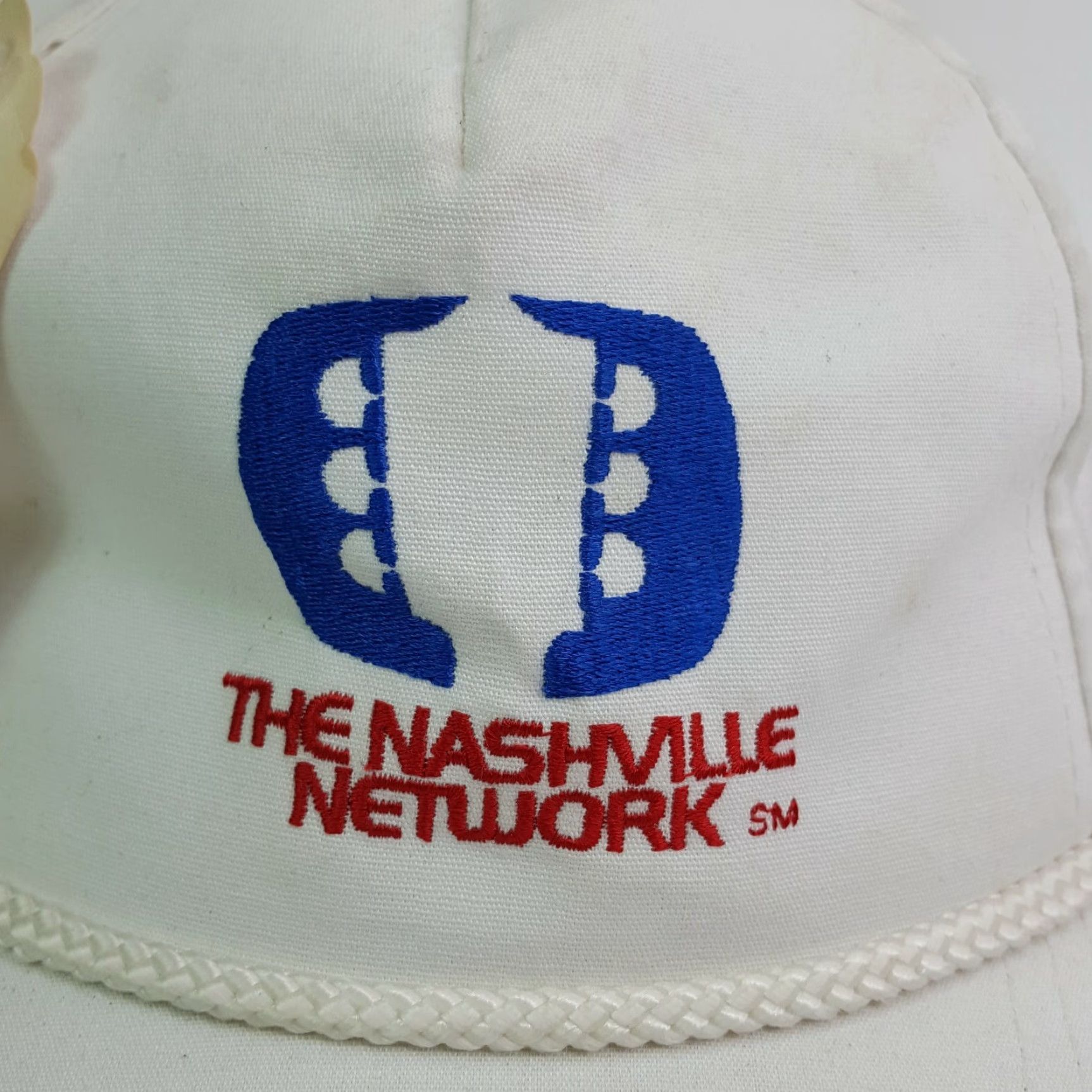 Vintage VINTAGE Nashville Network Trucker Hat Country Music TV Promo 90s Retro Cap Hat Men Adjustable White Yupoong Trucker Embroidered 90s Size ONE SIZE - 3 Thumbnail