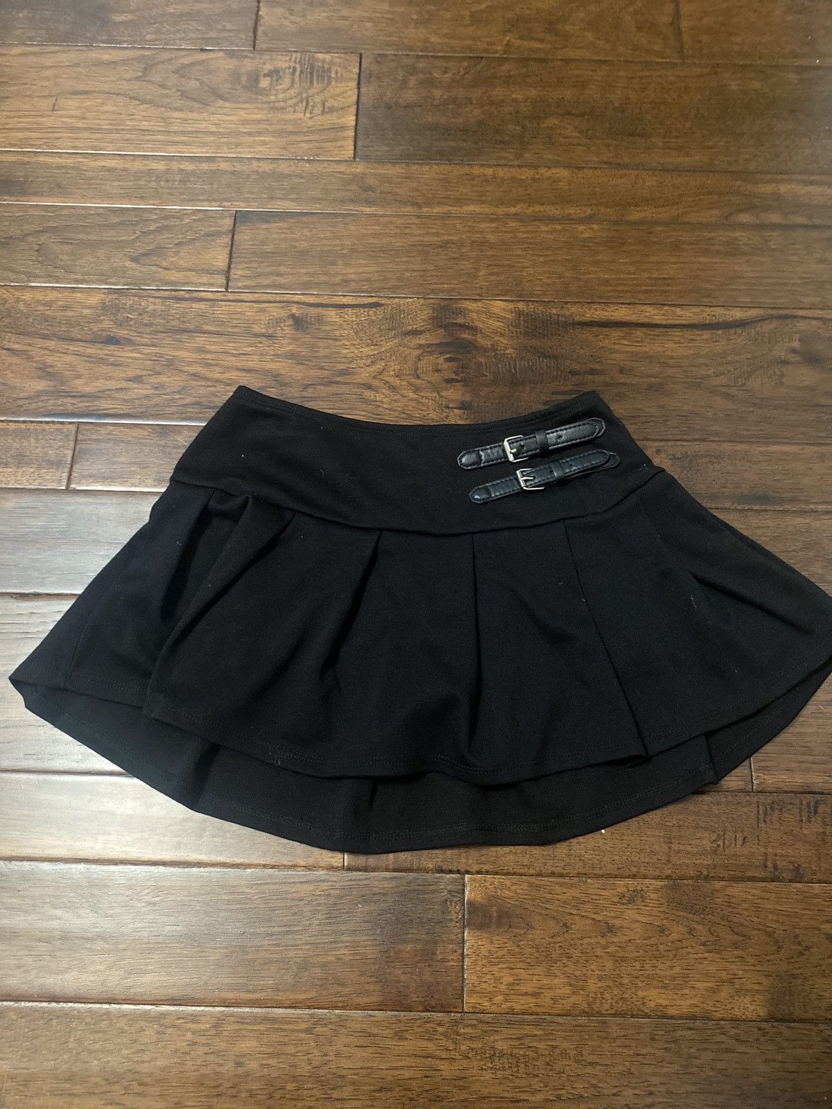 Other Mini Skirt With Buckle Detailing Size 25" / US 0 / IT 36 - 1 Thumbnail
