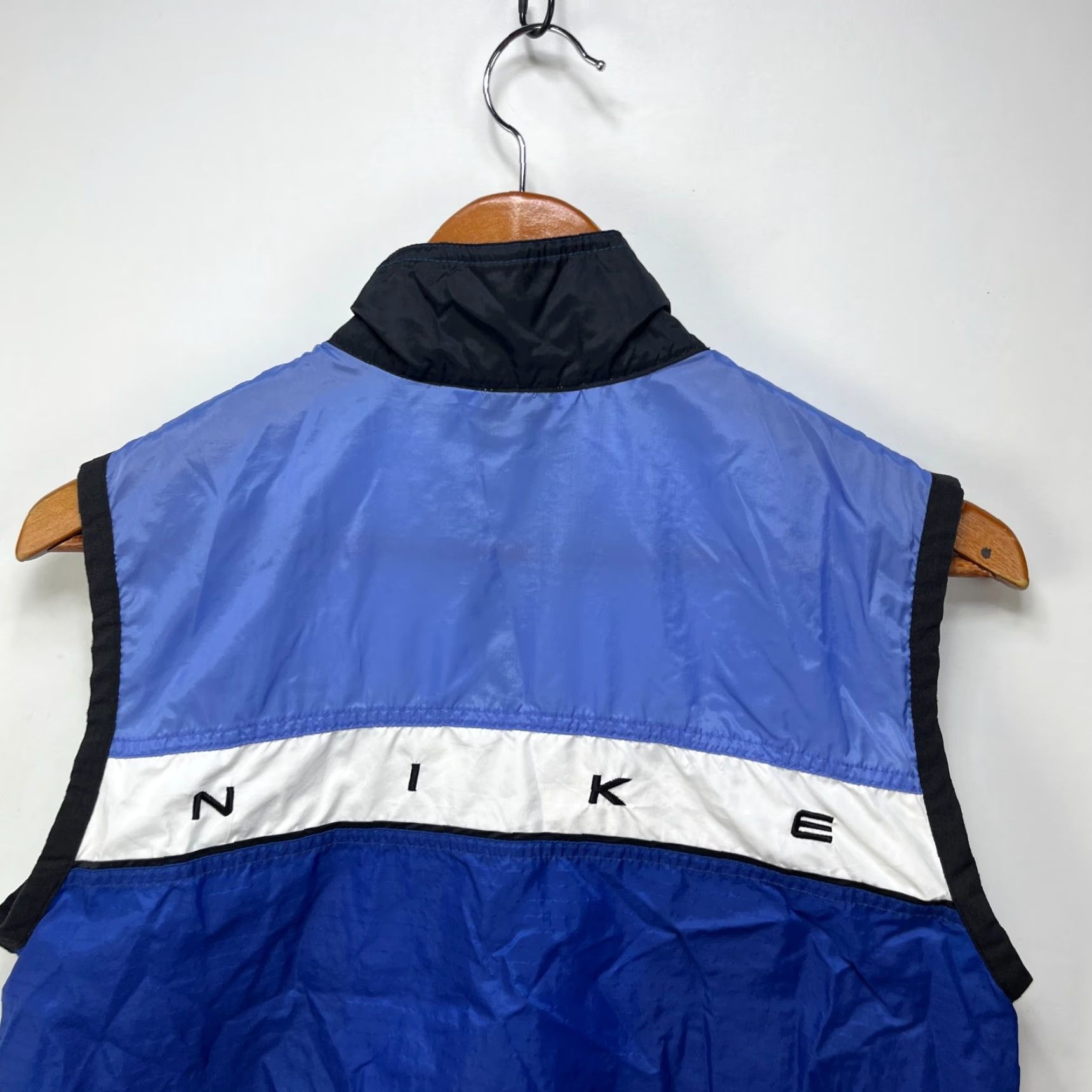 Nike VINTAGE Nike Windbreaker Vest Full Zip Hooded M Womens 90s Blue Logo Nylon Softshell Mid-Length Jacket/Coat - Timberland Weathergear Size M / US 6-8 / IT 42-44 - 7 Thumbnail