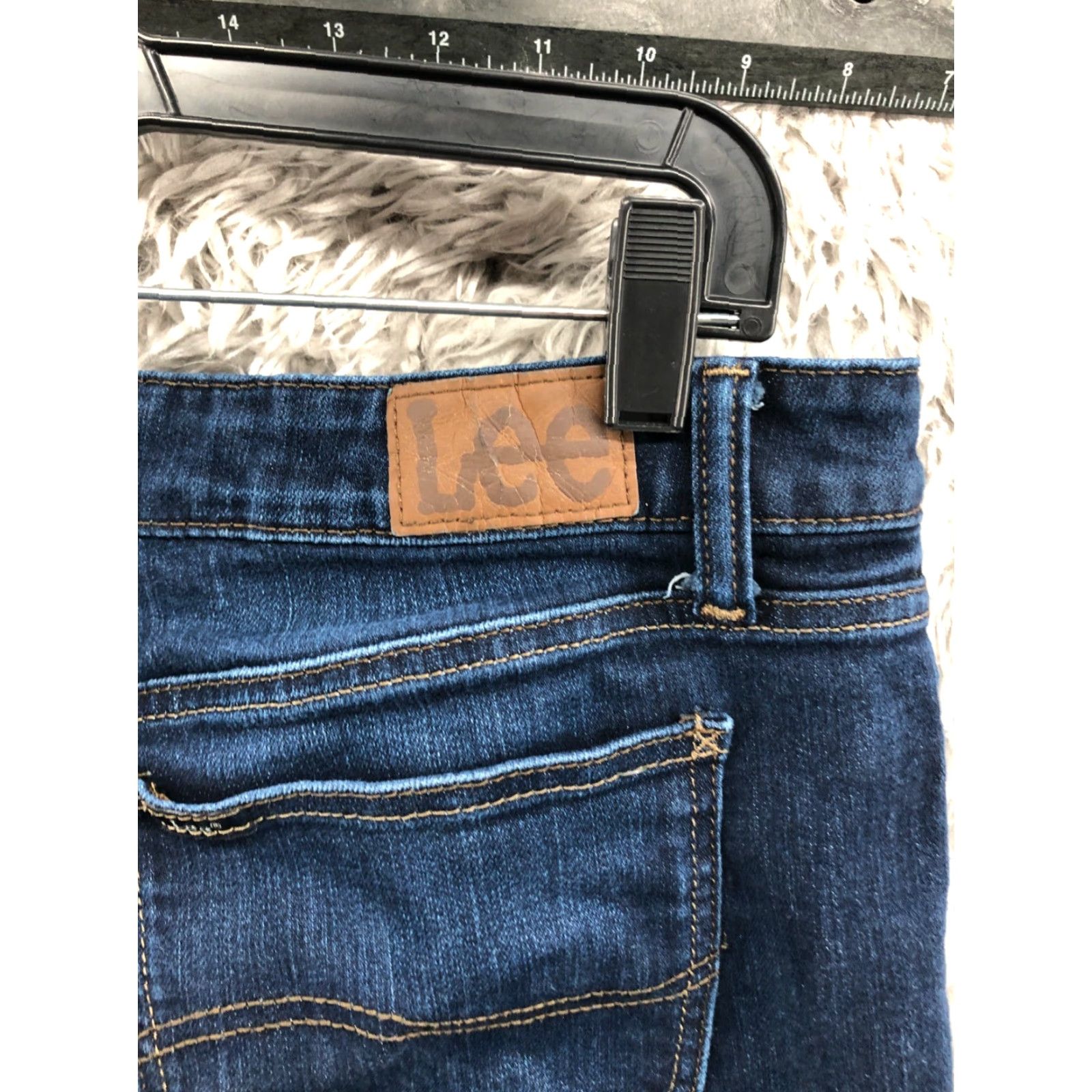 Lee Lee Jeans Regular Fit Straight Jeans 14P Petite Womens Mid Rise Dark Blue Wash 32x25.5 5-Pocket Denim Cotton Belt Loops XL? Size 36" / US 14 / IT 50 - 6 Thumbnail