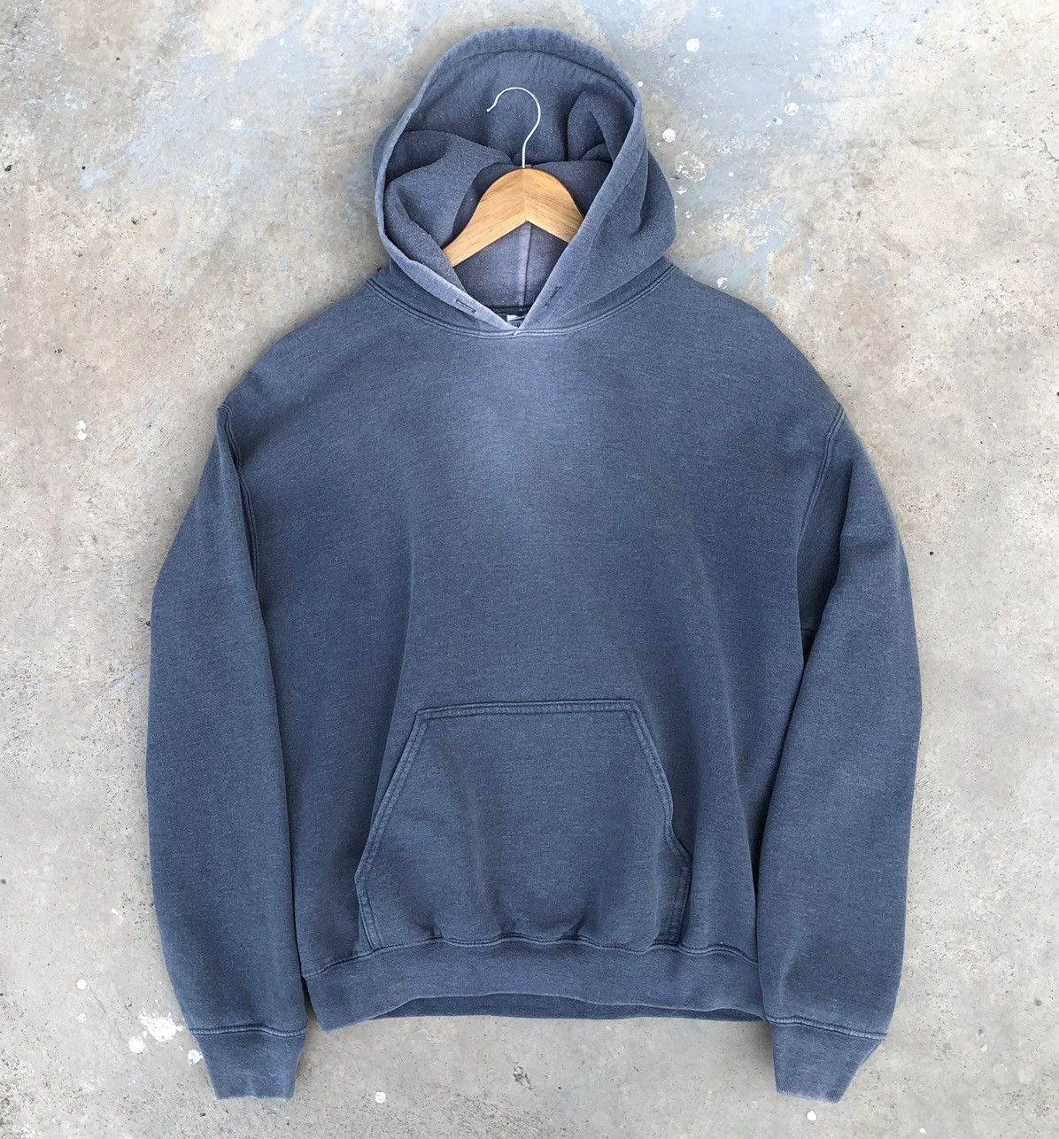 Vintage Vintage Thrashed Faded Boxy Fit Hoodie Size US M / EU 48-50 / 2 - 1 Thumbnail