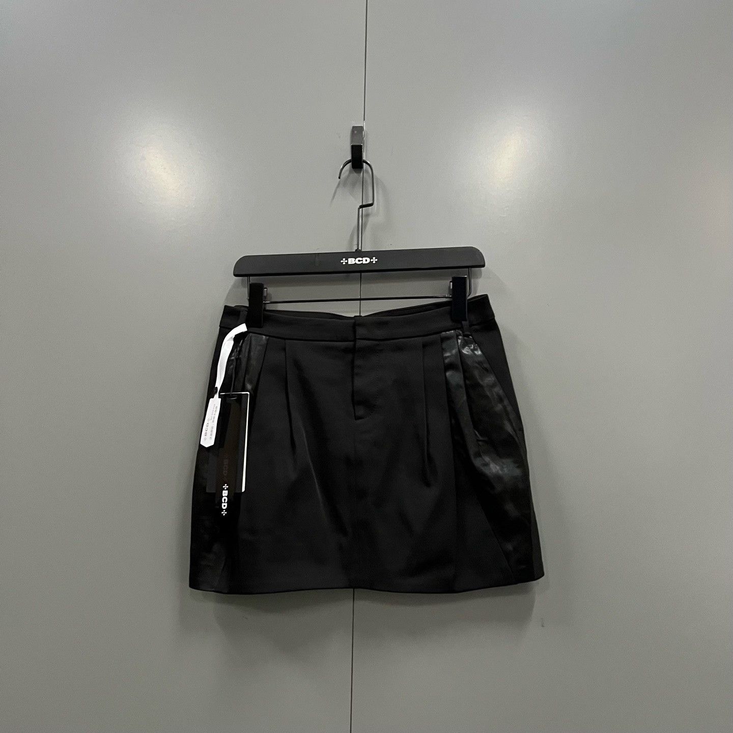 Gucci Gucci Black Skirt 40 Women Size 40" / US 18 - 1 Thumbnail