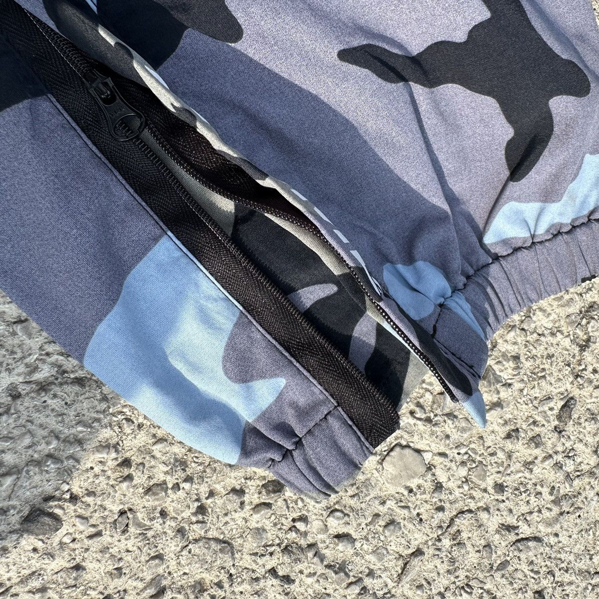 Supreme Supreme Blue Camo Warm Up Pants Size US 30 / EU 46 - 5 Thumbnail