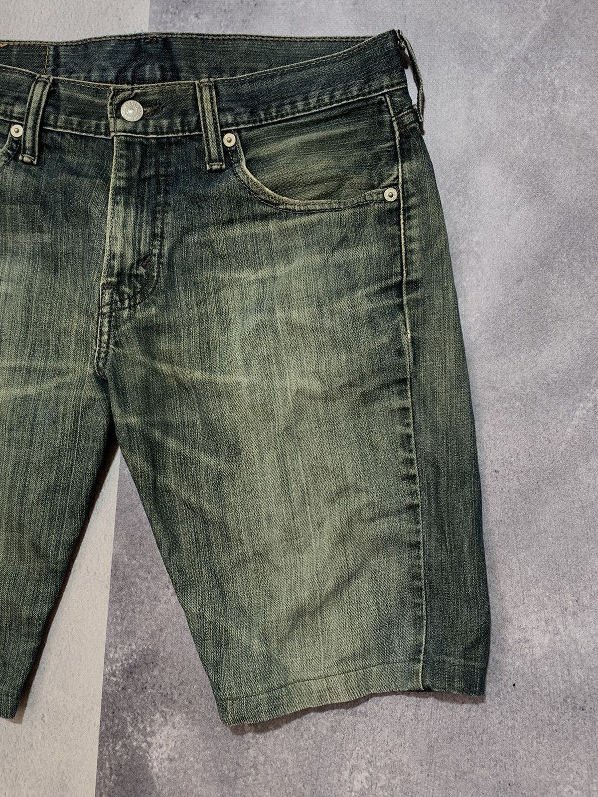 Levi's × Vintage Vintage Y2K Levi’s denim shorts streetwear size 31 Size US 31 - 4 Thumbnail