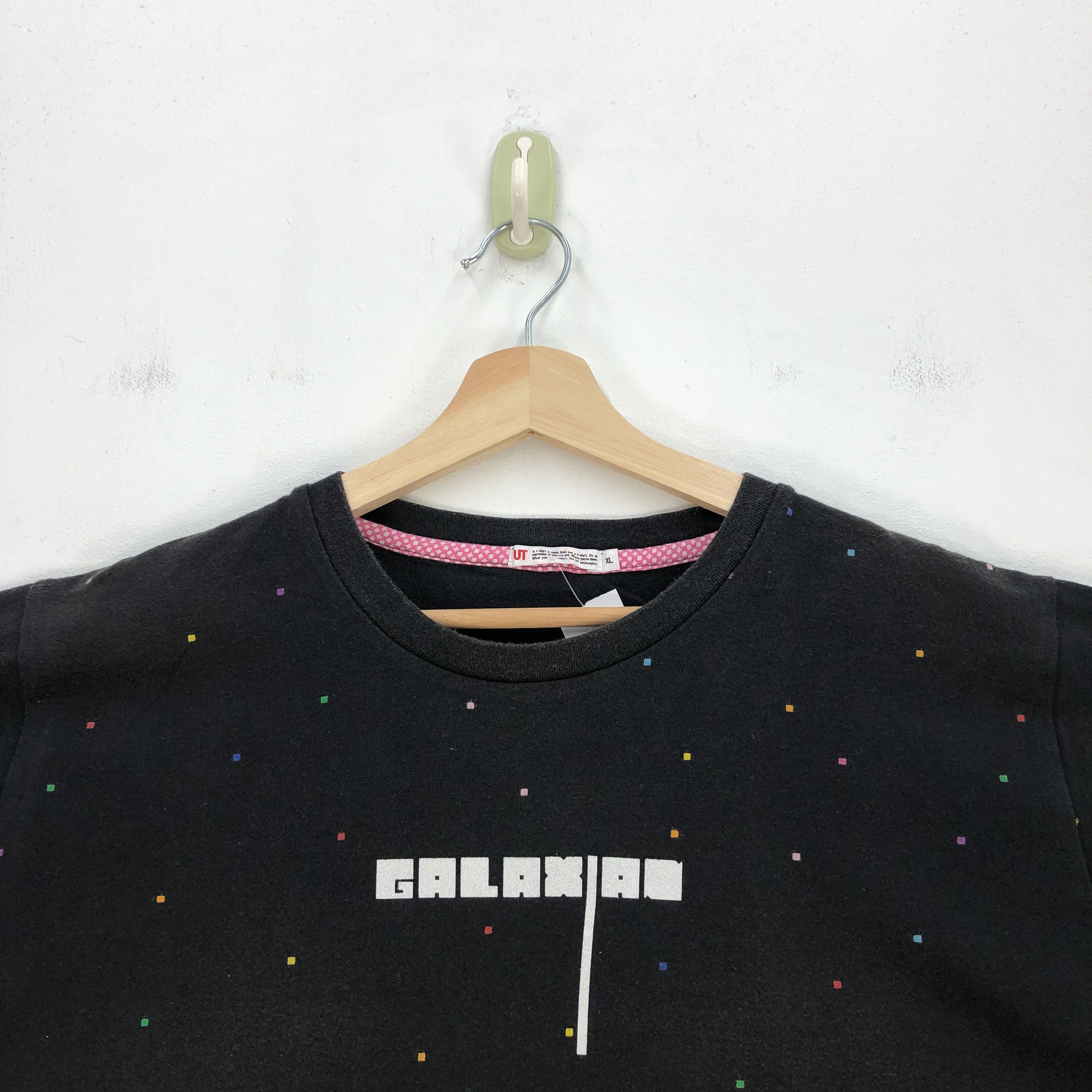 Vintage Vintage Y2K Uniqlo T Shirt Galaxias Anime Games Tees Size US L / EU 52-54 / 3 - 4 Thumbnail