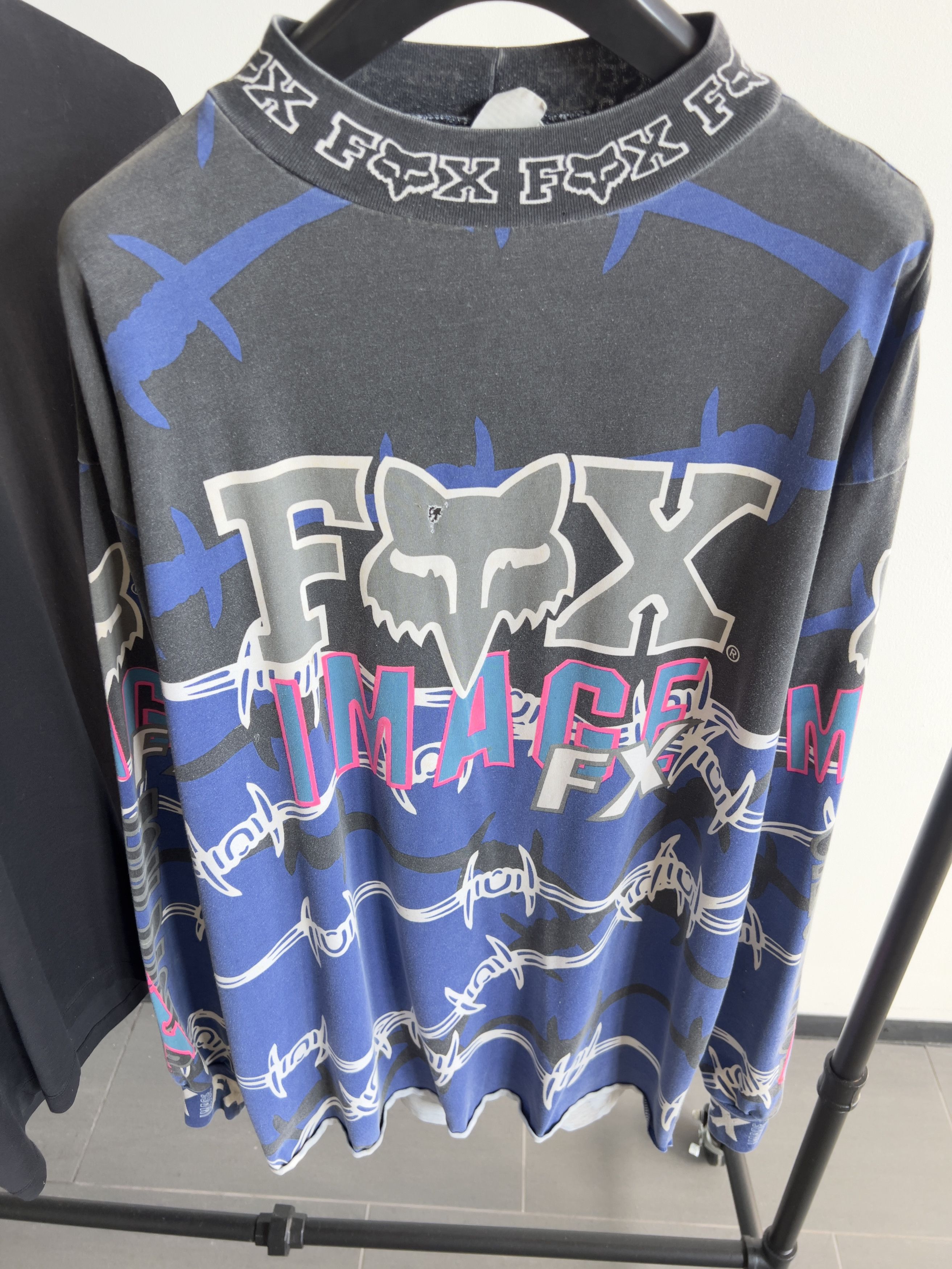 Vintage Vintage Thrashed 90s Fox Racing Motocross Tee Size US XXL / EU 58 / 5 - 3 Thumbnail