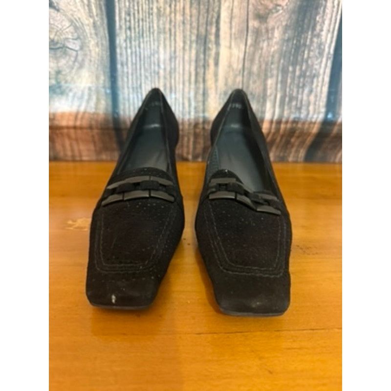 Stuart Weitzman Stuart Weitzman Women's Black Suede Block Heel Pumps Size 7 Size US 7 / IT 37 - 4 Thumbnail