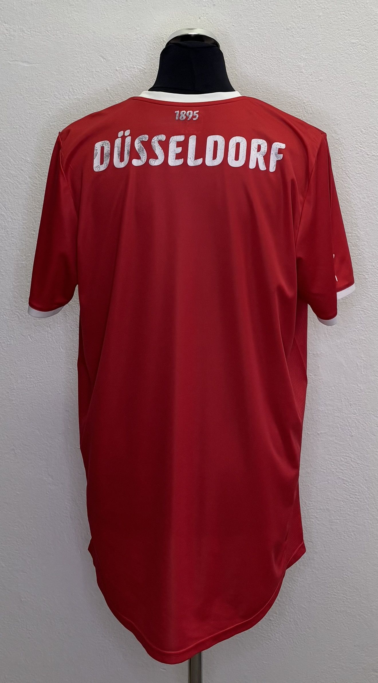 Puma Fortuna Dusseldorf 2011-2012 Puma Football Jersey Size XXL Size US XXL / EU 58 / 5 - 2 Thumbnail