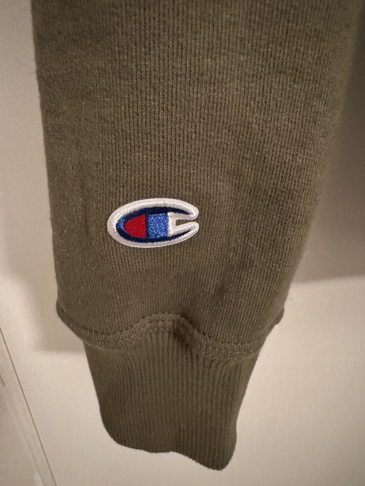 Champion Olive colored Champions Long Sleeve Size US M / EU 48-50 / 2 - 4 Thumbnail