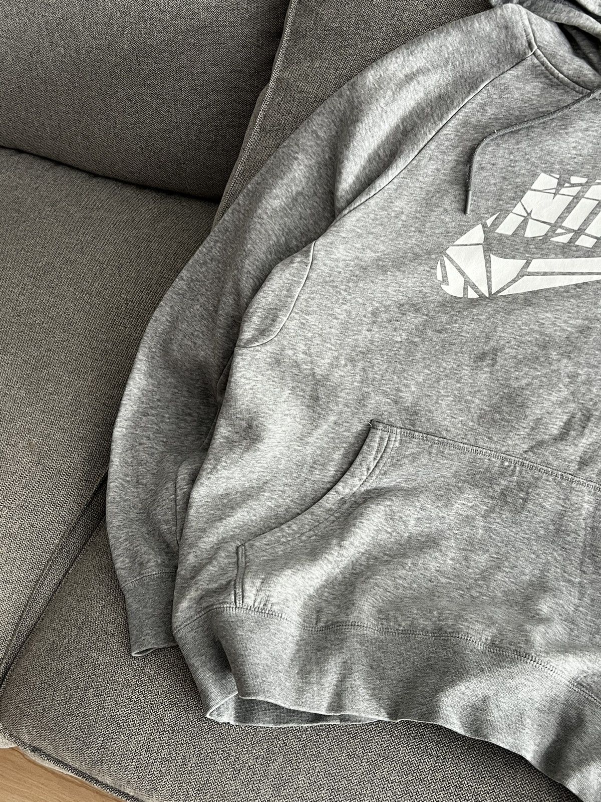 Nike Vintage Y2K Nike SB Grey Hoodie Size US L / EU 52-54 / 3 - 3 Thumbnail