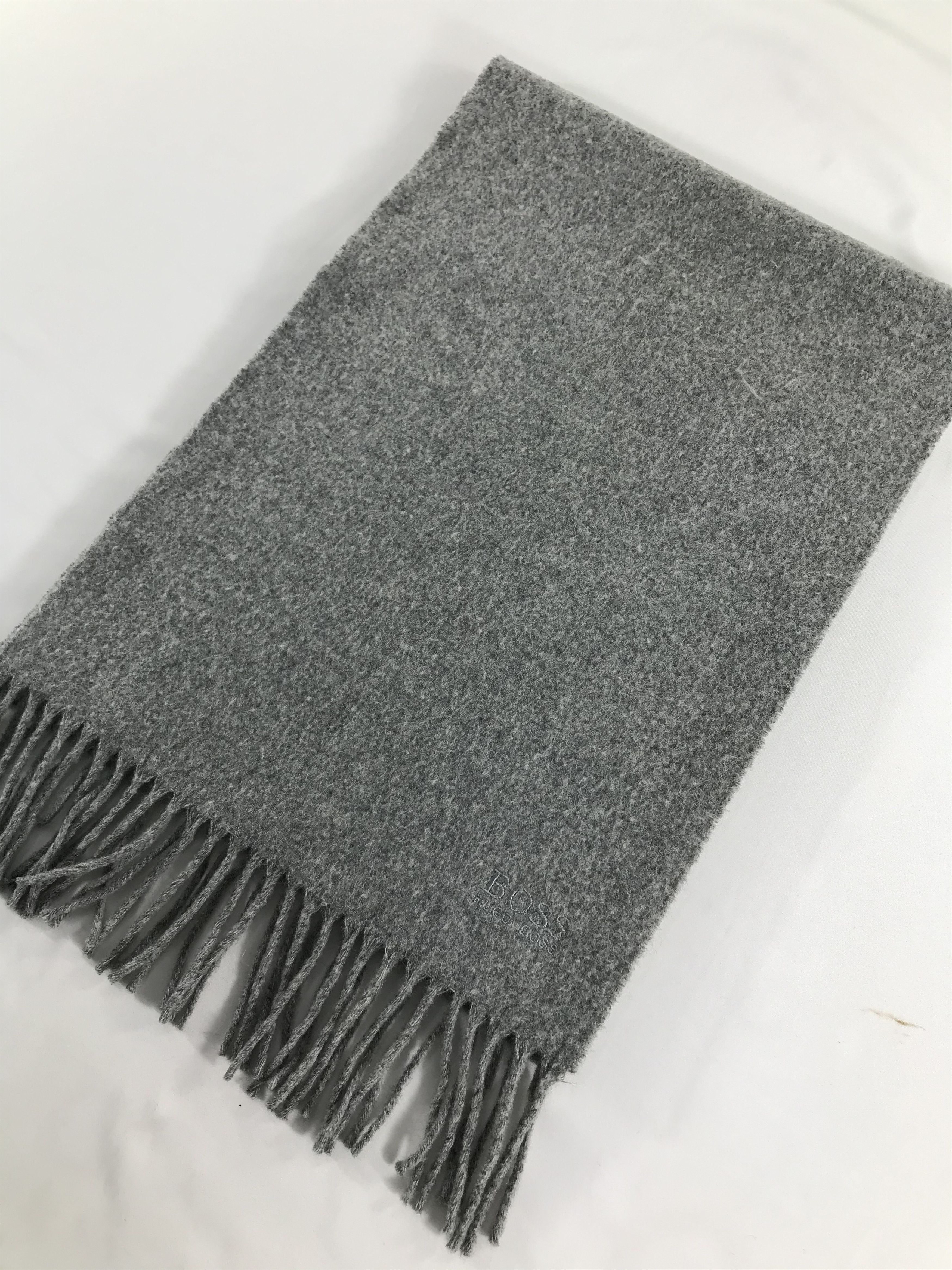 Hugo Boss Hugo Boss Wool Scarf Muffler V280 Size ONE SIZE - 3 Thumbnail