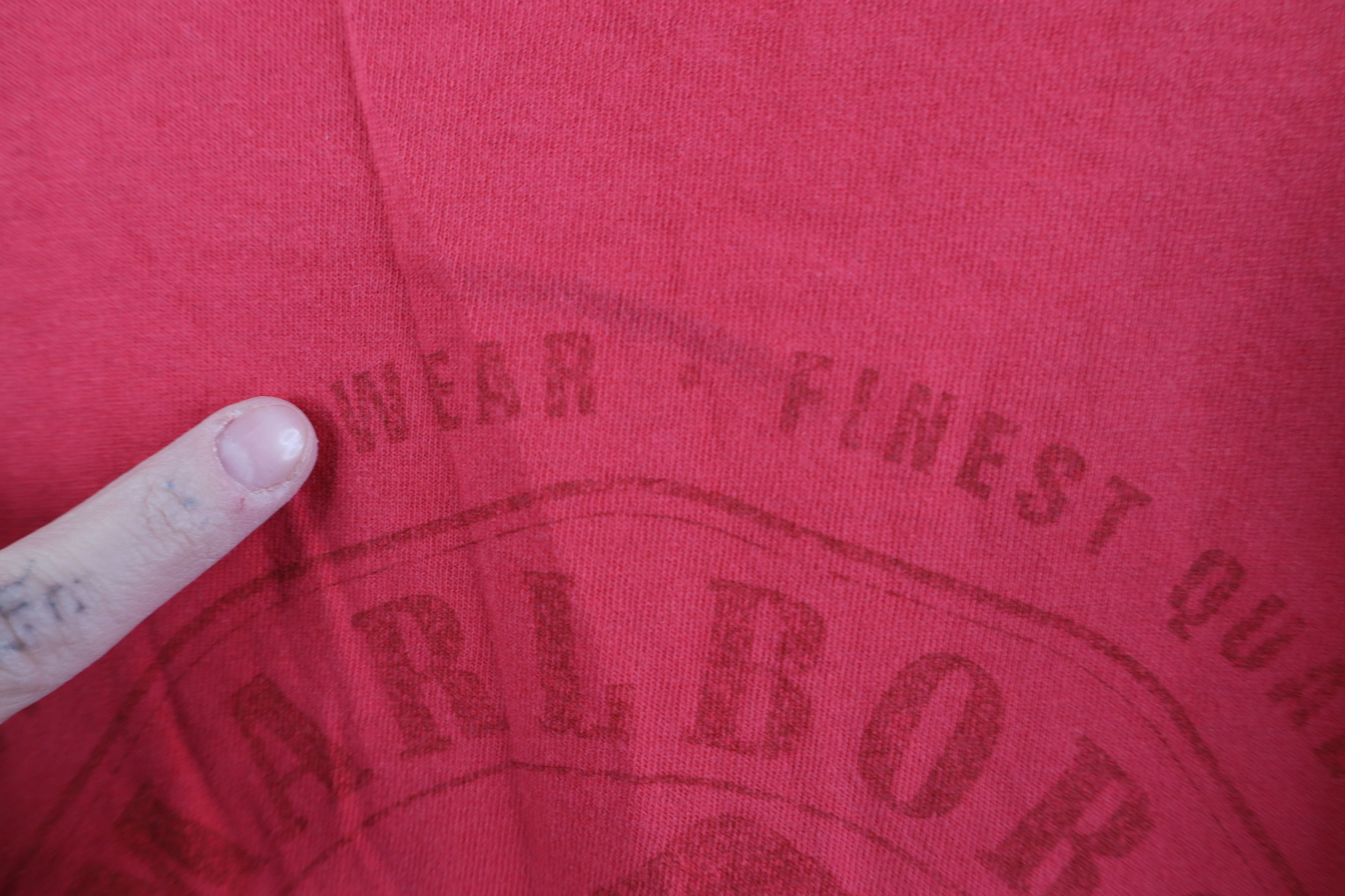 Marlboro Vintage 90s Marlboro Spell Country Store Pocket T-Shirt USA Size US L / EU 52-54 / 3 - 12 Thumbnail