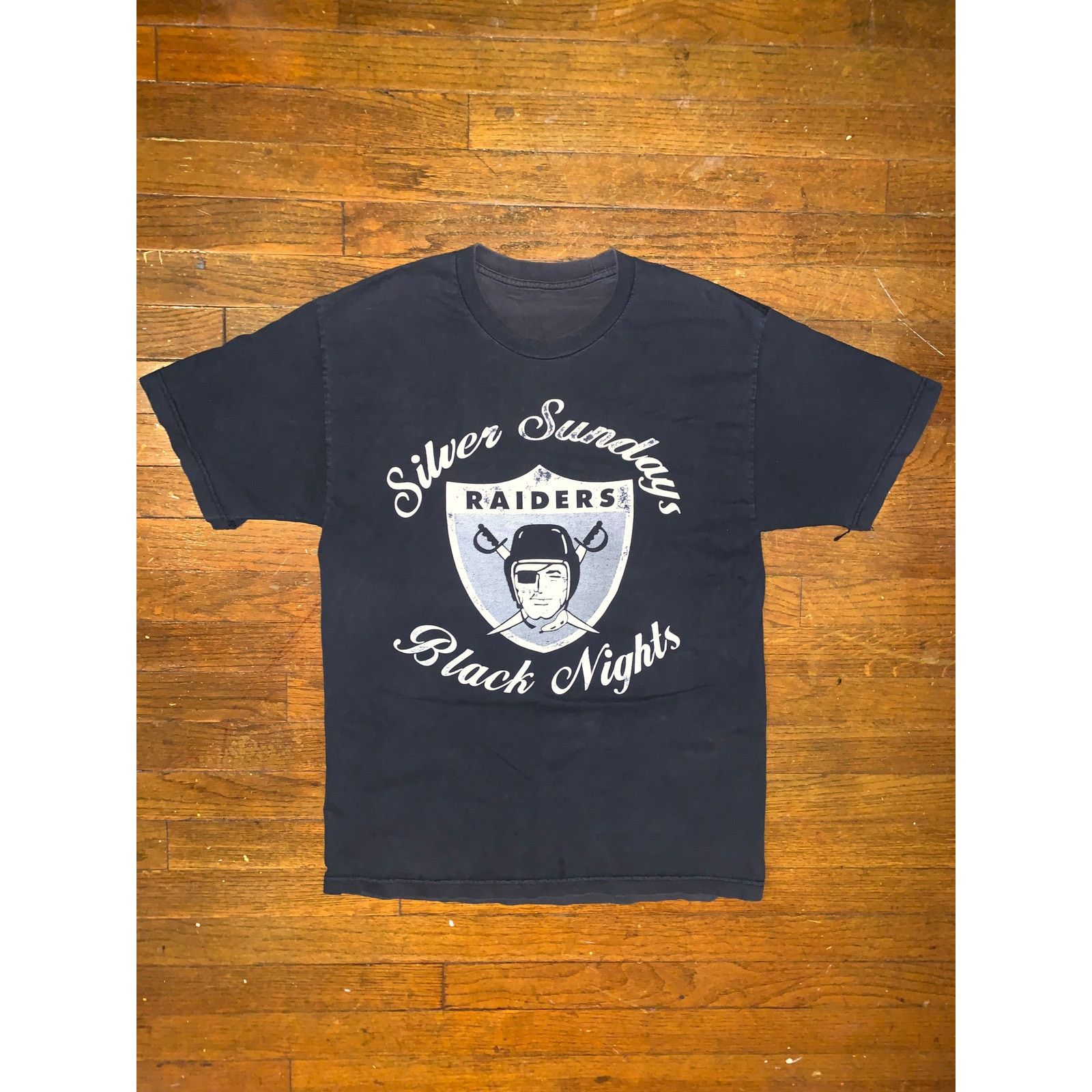 NFL × Vintage Oakland Raiders "Silver Sundays Black Nights" T-Shirt L Size US L / EU 52-54 / 3 - 3 Thumbnail