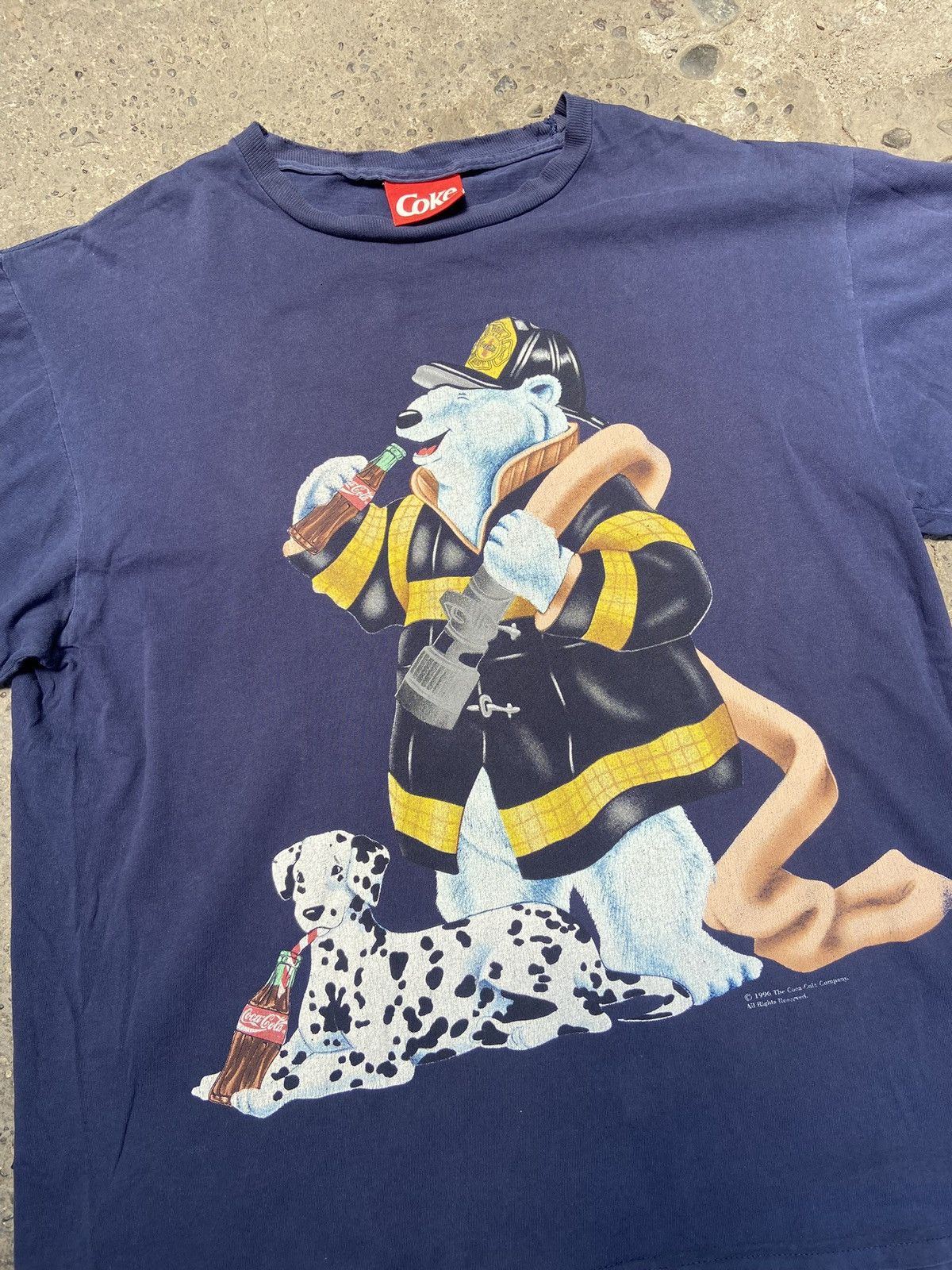 Vintage Vintage coke fireman bear t shirt Size US XL / EU 56 / 4 - 2 Thumbnail