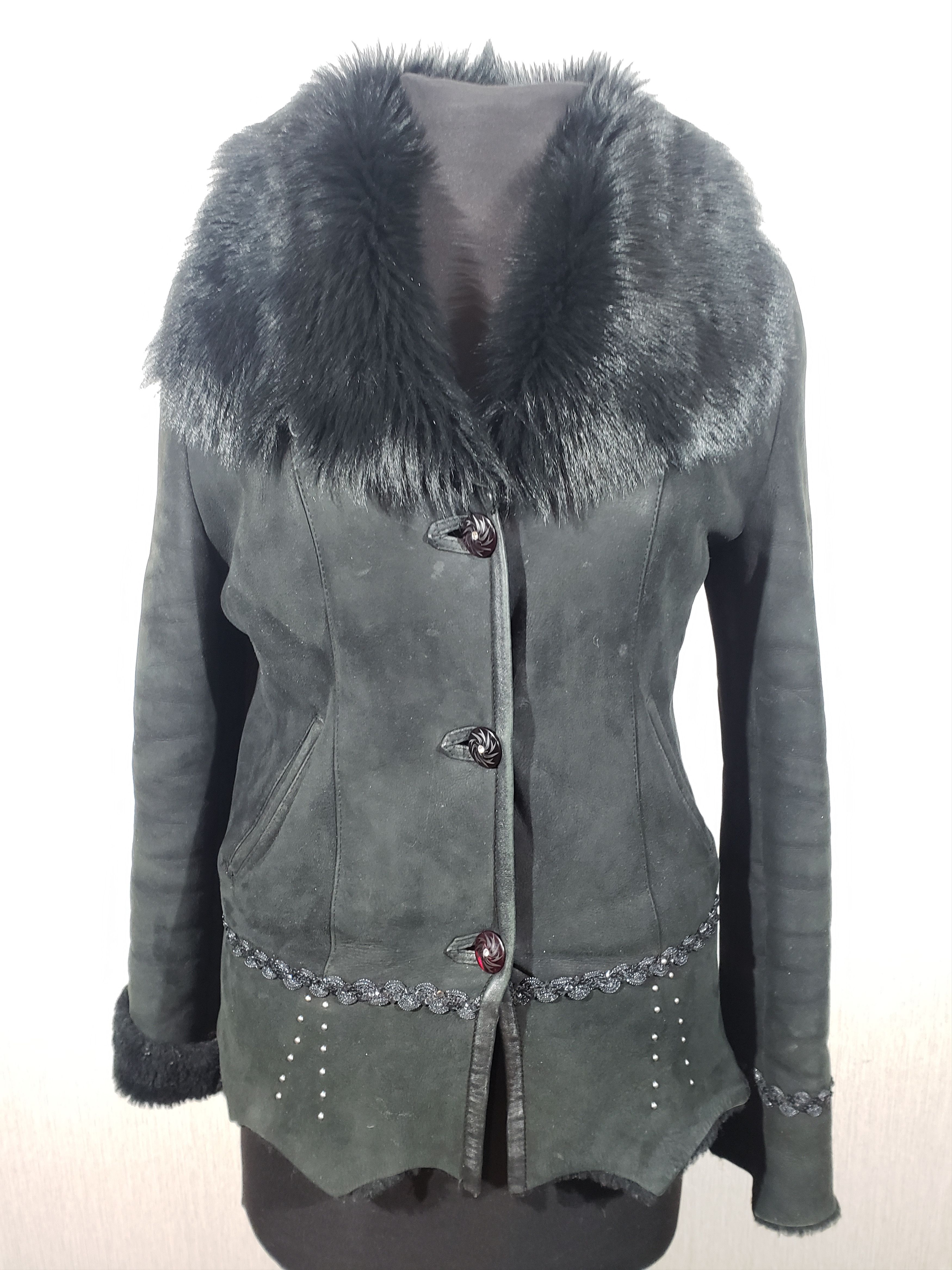 Other Stylish black sheepskin coat. Size M / US 6-8 / IT 42-44 - 1 Thumbnail