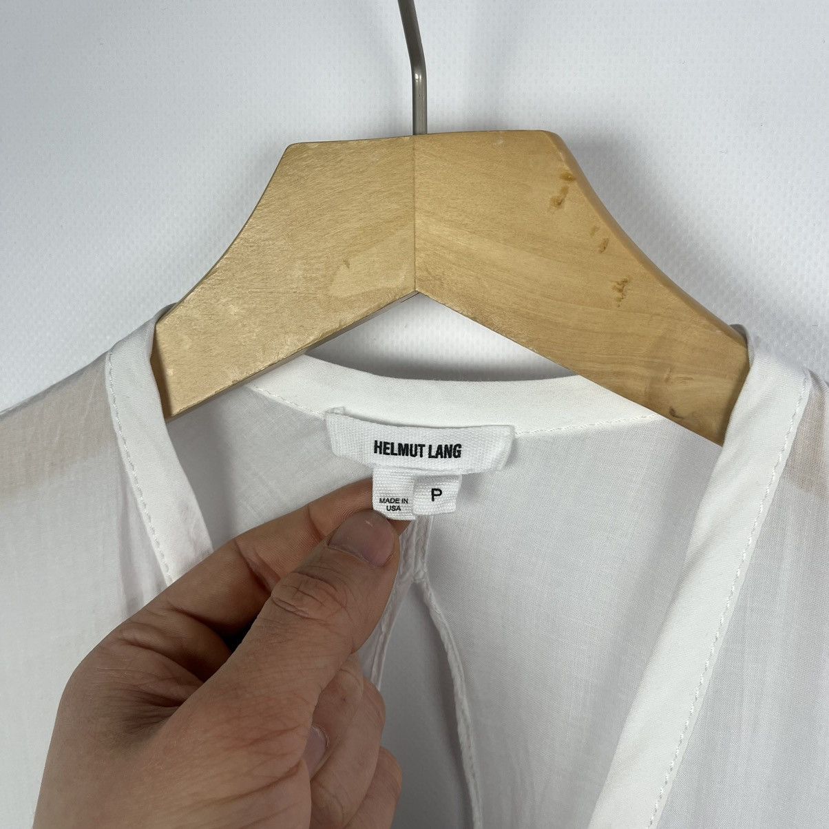 Helmut Lang Ladies Helmut Lang Keyhole Twist archive blouse shirt Size M / US 6-8 / IT 42-44 - 2 Thumbnail