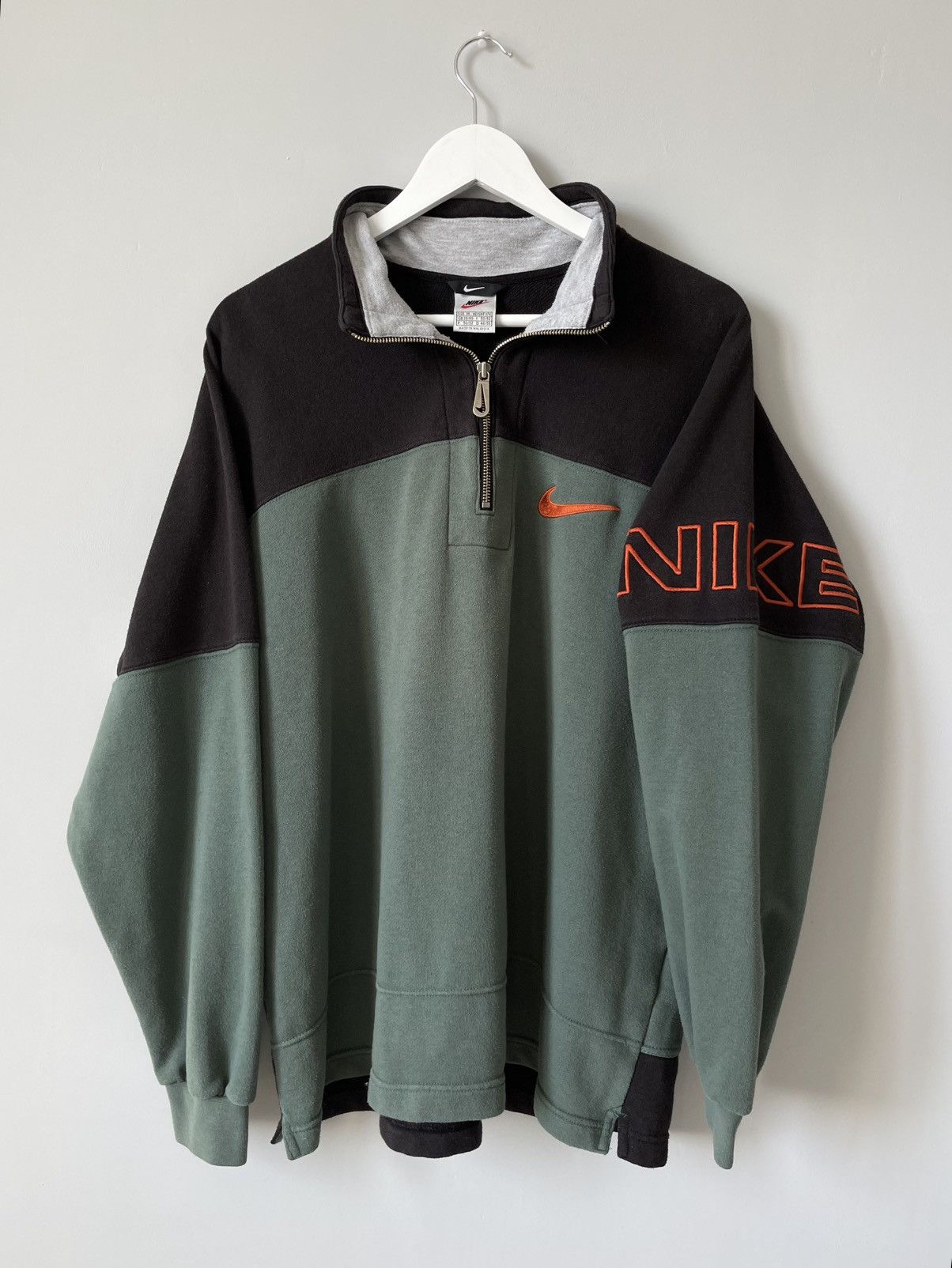 Nike 90's Vintage Nike 1/4 Zip Sweatshirt Y2k Rare Spell Out Logo Size US M / EU 48-50 / 2 - 1 Thumbnail