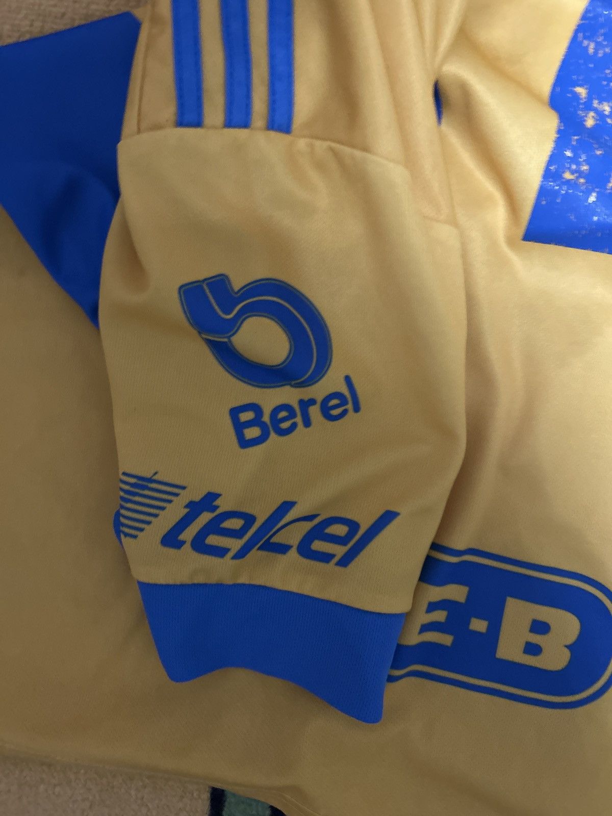 Vintage 2021-2022 Tigre’s UANL Kit Size US L / EU 52-54 / 3 - 2 Thumbnail