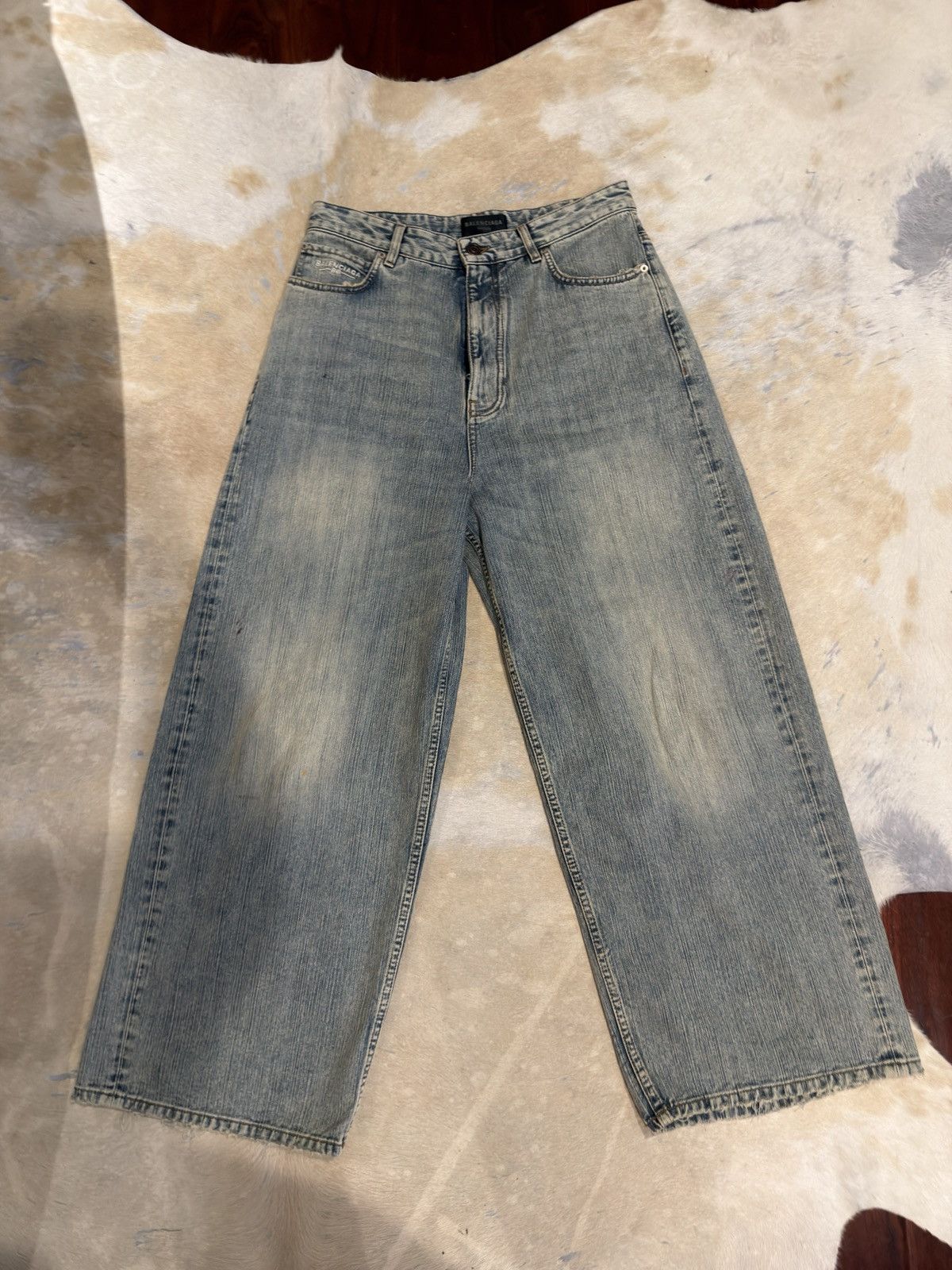 Balenciaga Balenciaga Unisex Wide Leg Jeans — Light Wash Size US 28 / EU 44 - 1 Thumbnail