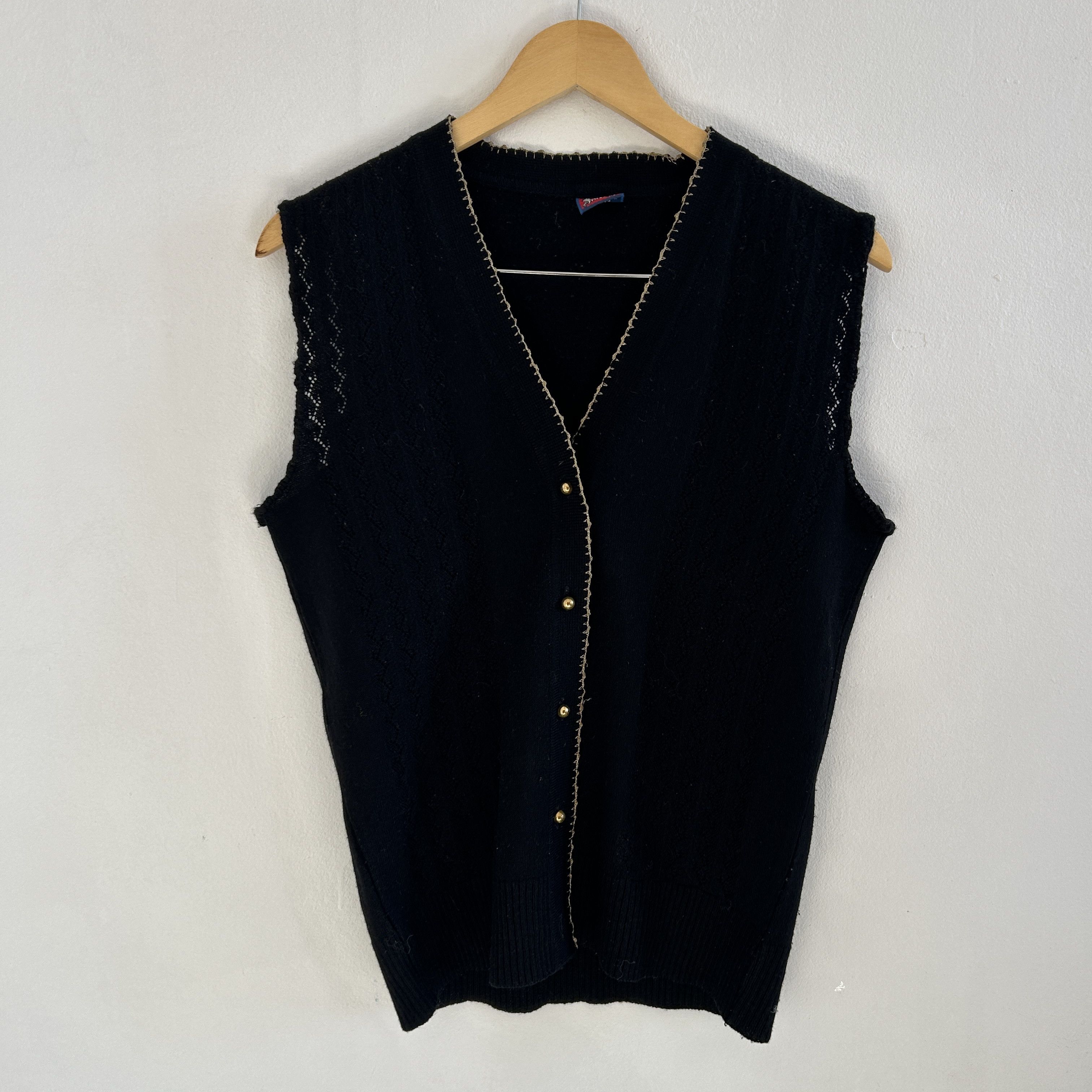 Vintage Vintage Black Knit Sweater Vest with Gold Buttons Size M / US 6-8 / IT 42-44 - 8 Thumbnail